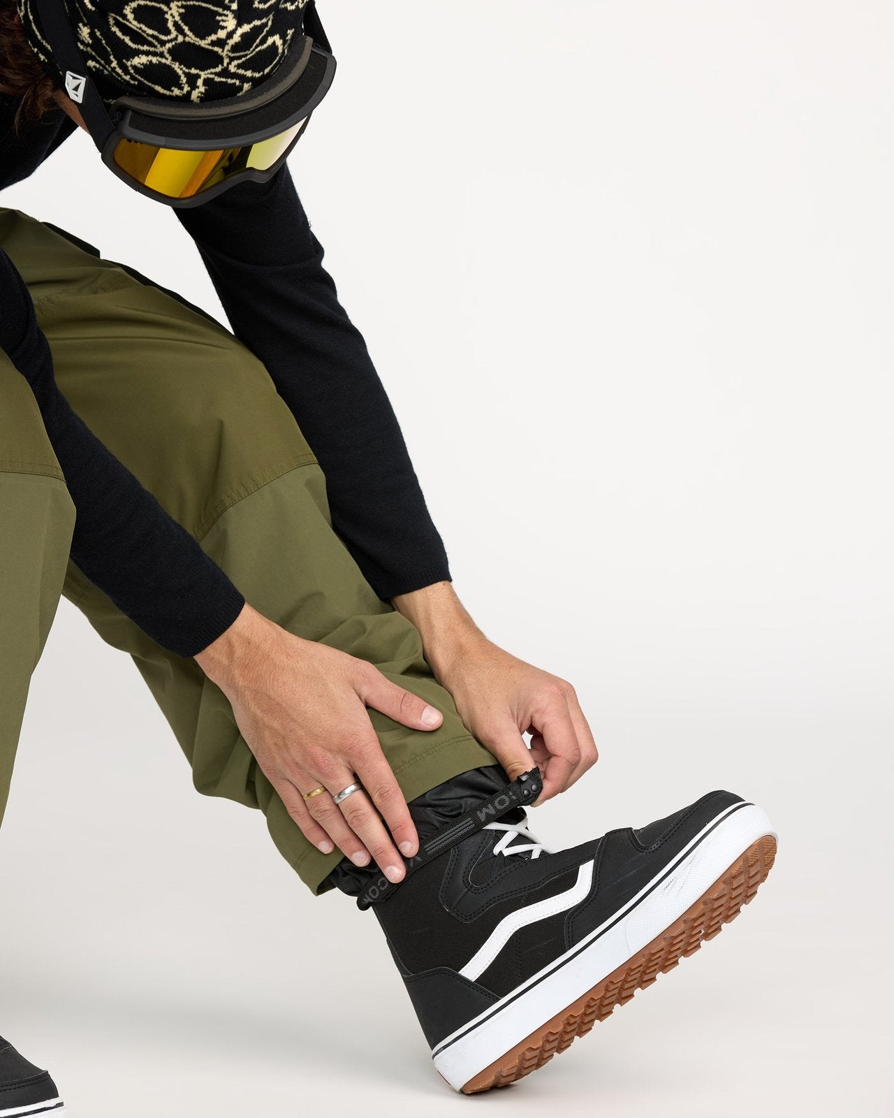 Mens Longo Gore-Tex Pant Dark Olive - Image 15