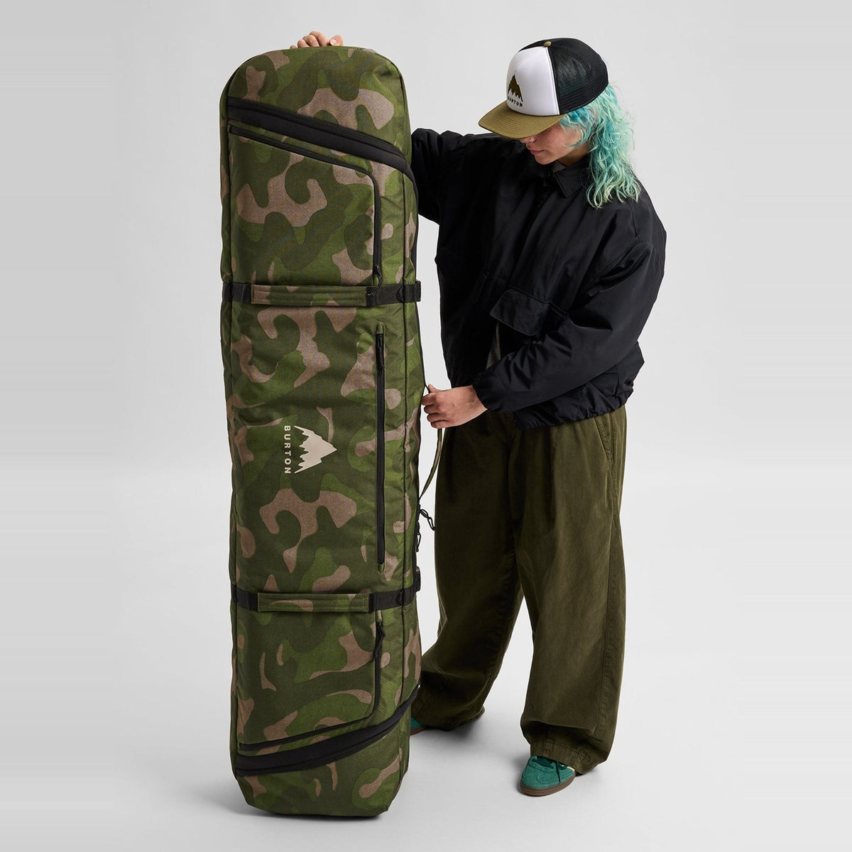Wheelie Flight Attendant Snowboard Bag Keel Camo - Image 15