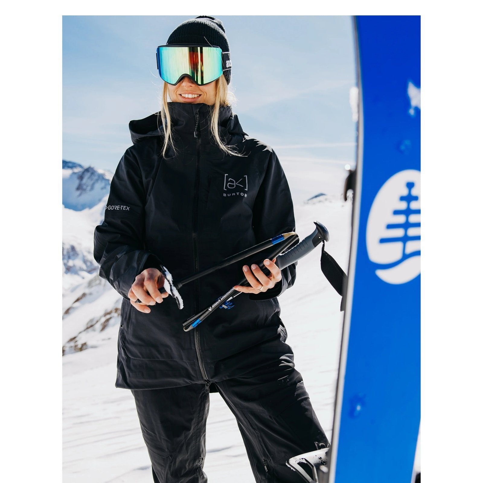 Womens [Ak] Kimmy Gore-Tex 3L Stretch Jacket True Black - Image 9