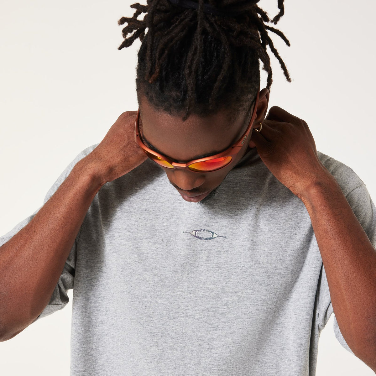 Stacked Metal Tee New Granite Heather - Image 18