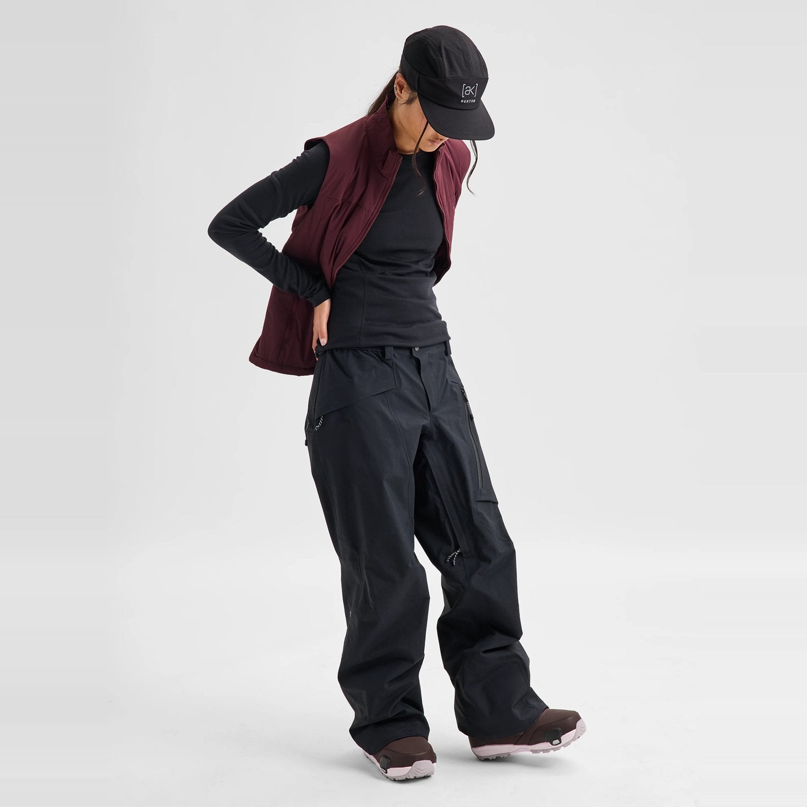 Womens [Ak] Cyclic Gore-Tex 2L Pants True Black - Image 18