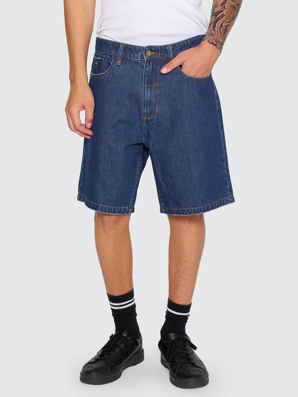 Slacker Denim Short Rinsed Ink - Image 1