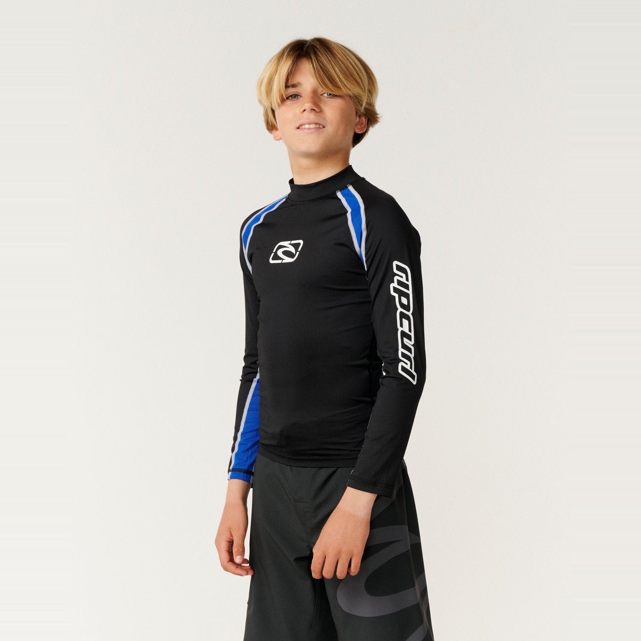 Kids Archive UPF Long Sleeve Black - Image 2