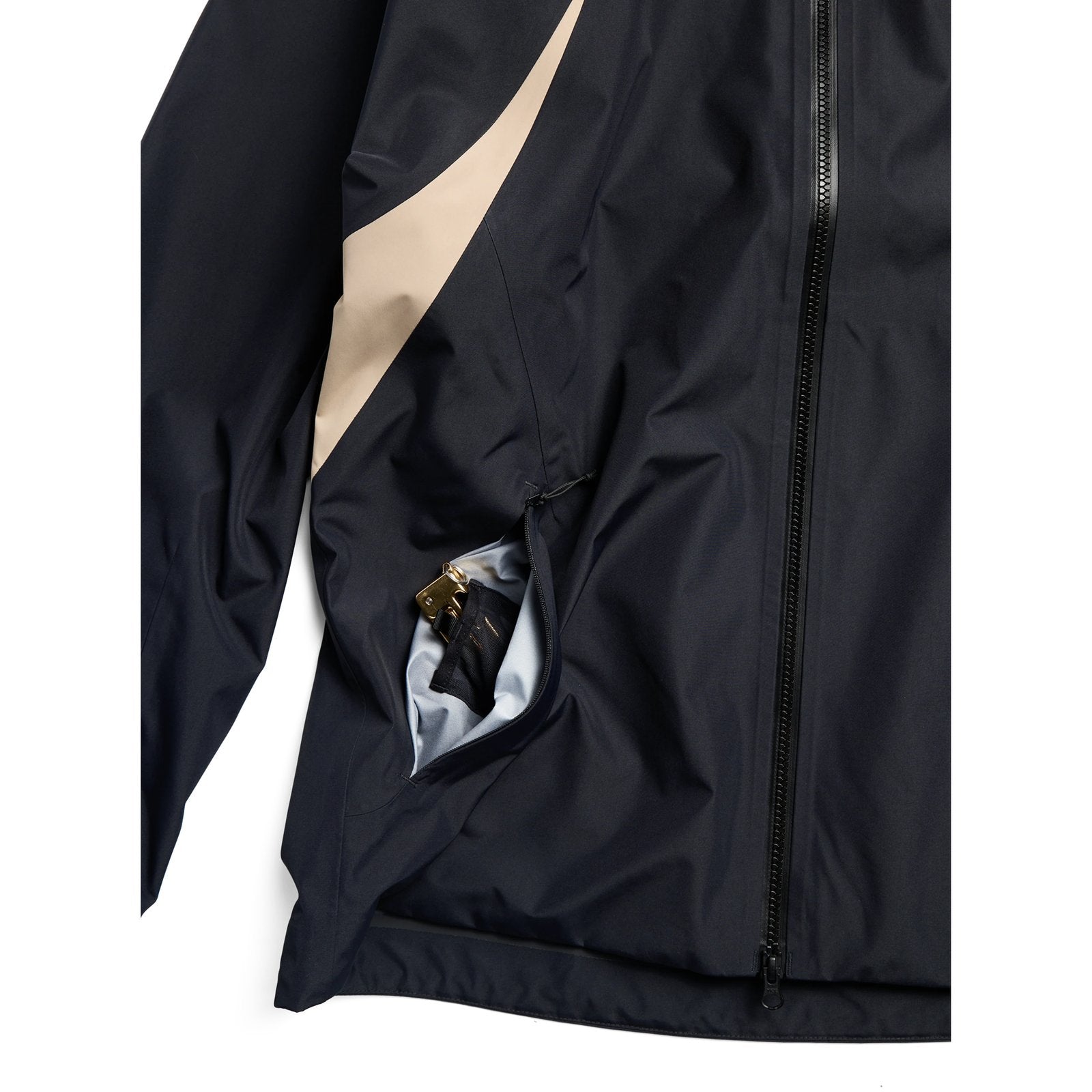 Futuretrust 3L Jacket True Black / Summit Taupe - Image 20