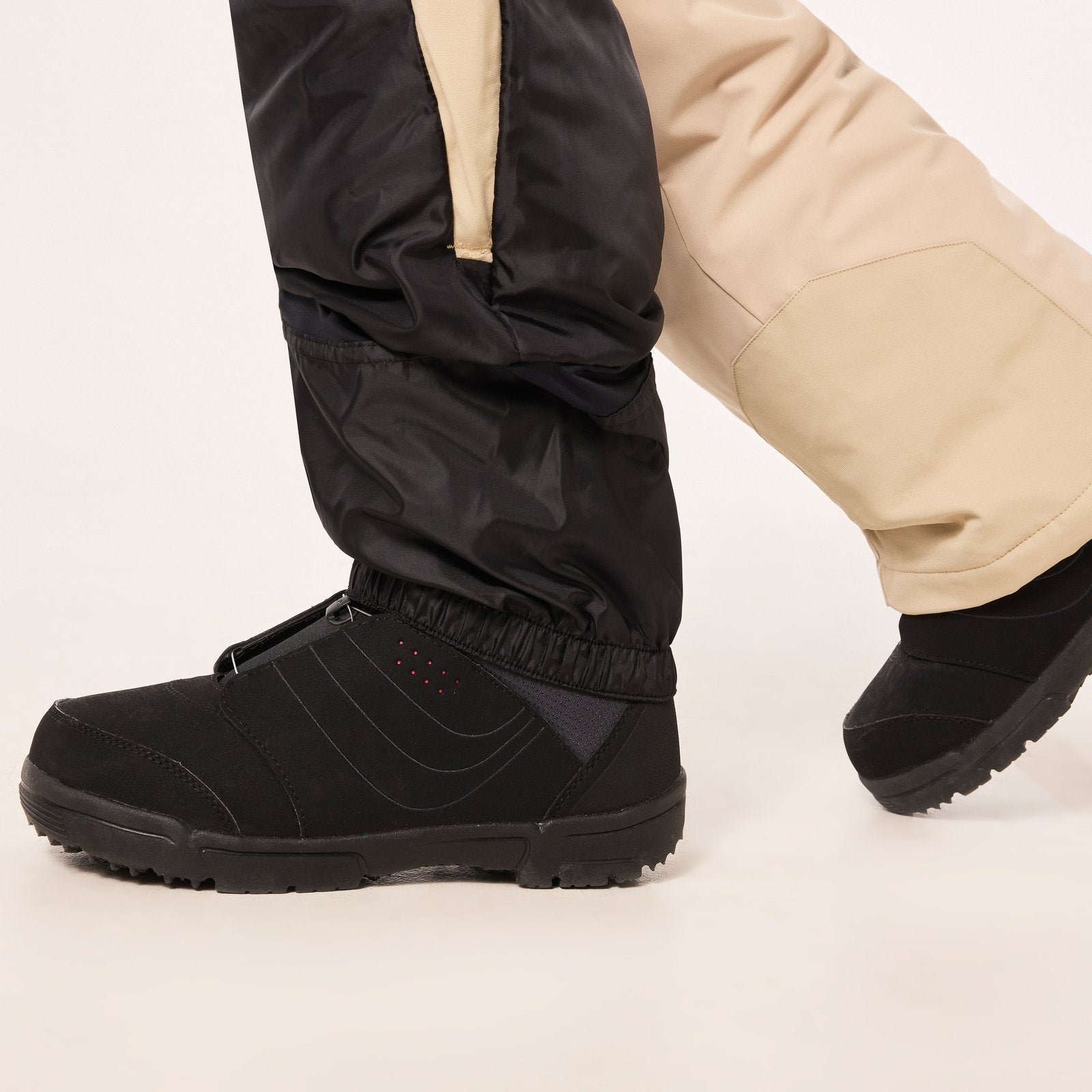 Laurel Insulated Pant Humus/Blackout - Image 26