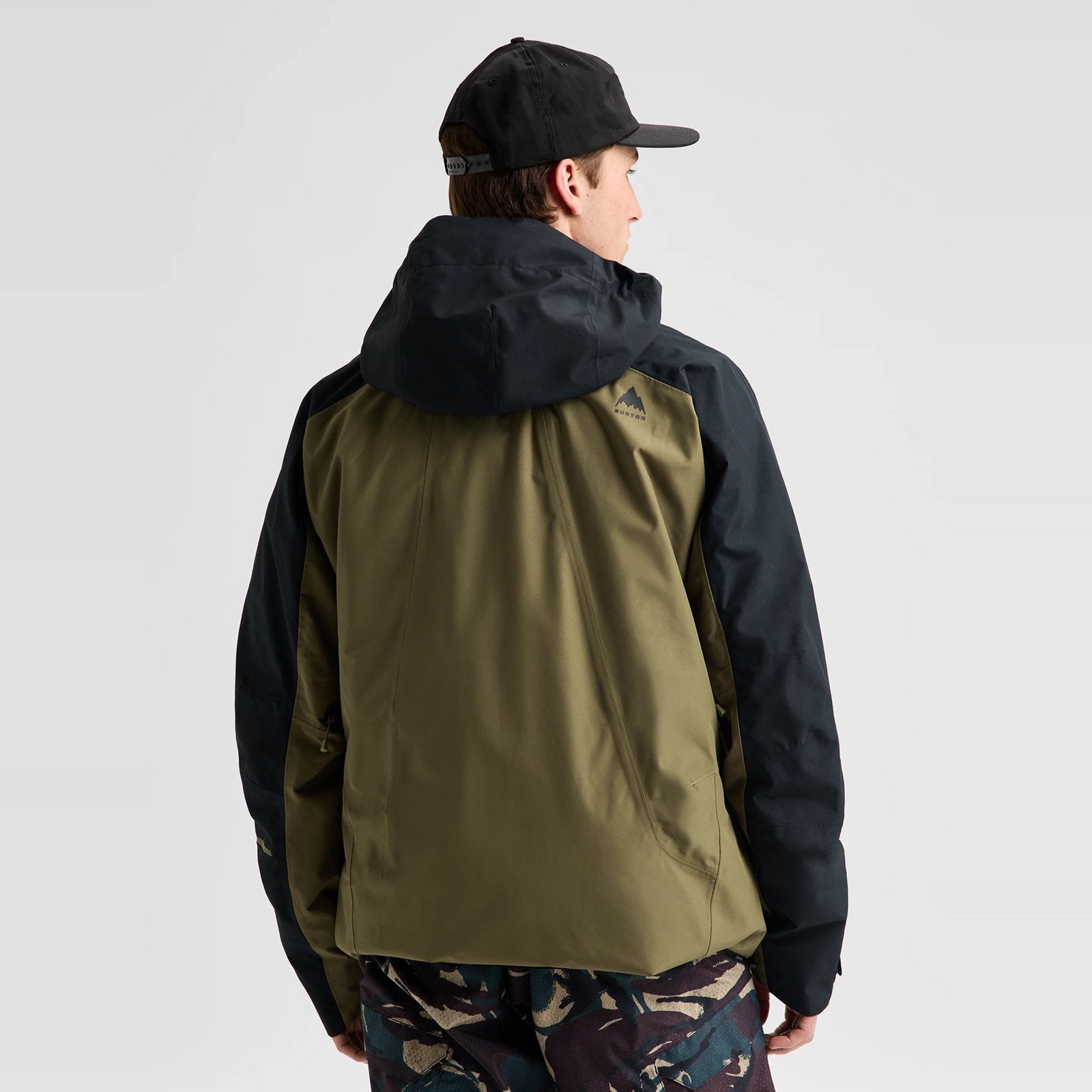 Mens Reserve 2L Jacket True Black/Dried Moss - Image 29