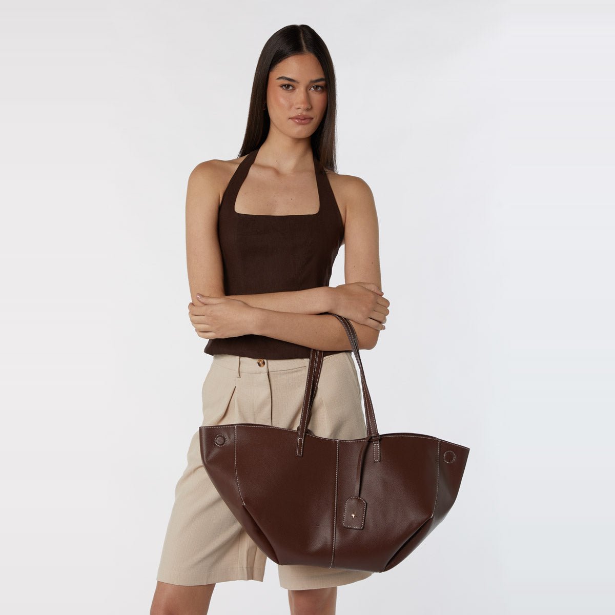 Willa Bag Choc Pebble / Gold - Image 2