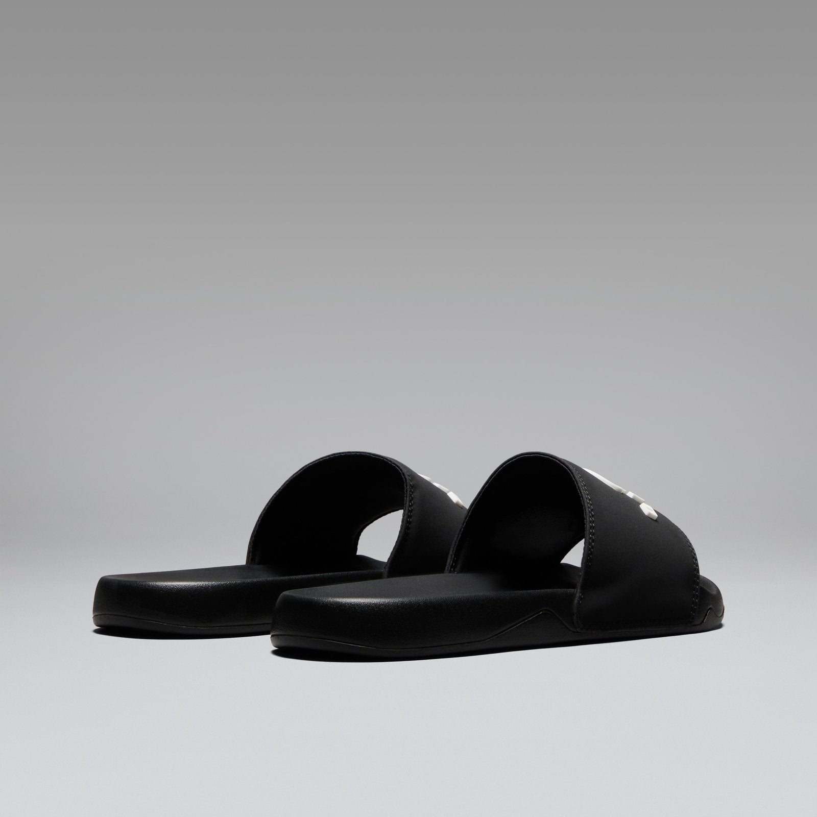 Zuma Slide Black / White - Image 3