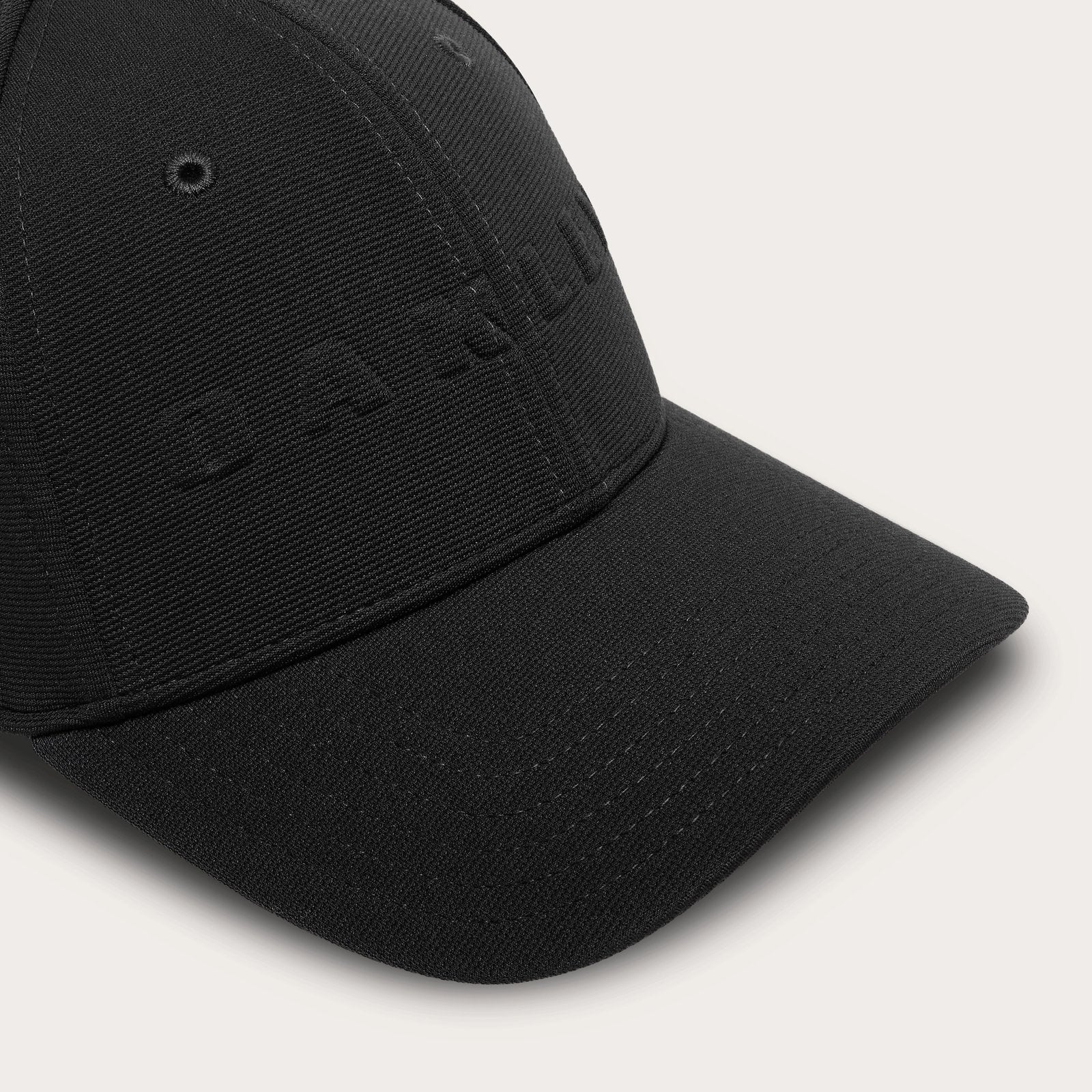 Bark Embossed Hat Pitch Black/Flame Red - Image 3