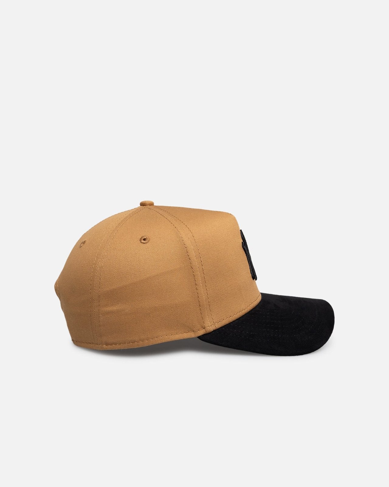 New York Yankees 9FORTY A-Frame Snapback - Wheat Black Suede - Image 3