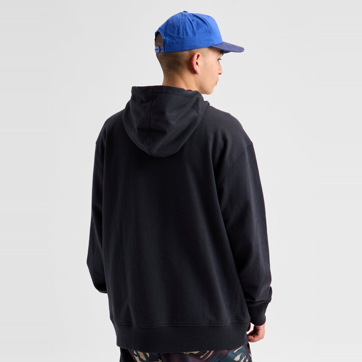 Blossom 27 Pullover Hoodie True Black - Image 3