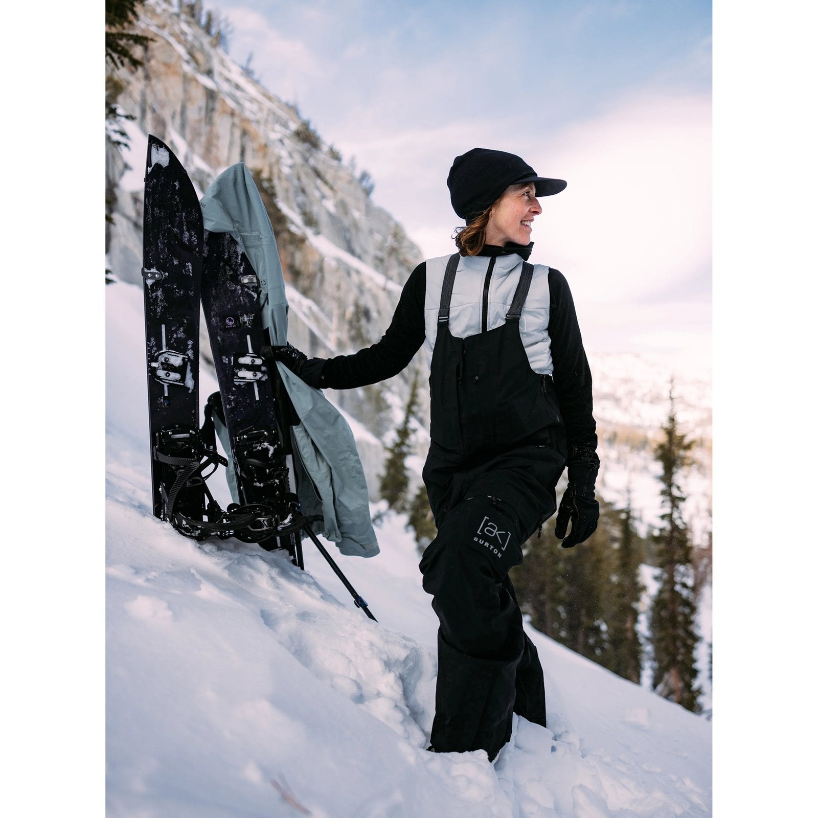 Womens [Ak] Kimmy Gore-Tex 3L Stretch Bib Pants True Black - Image 3