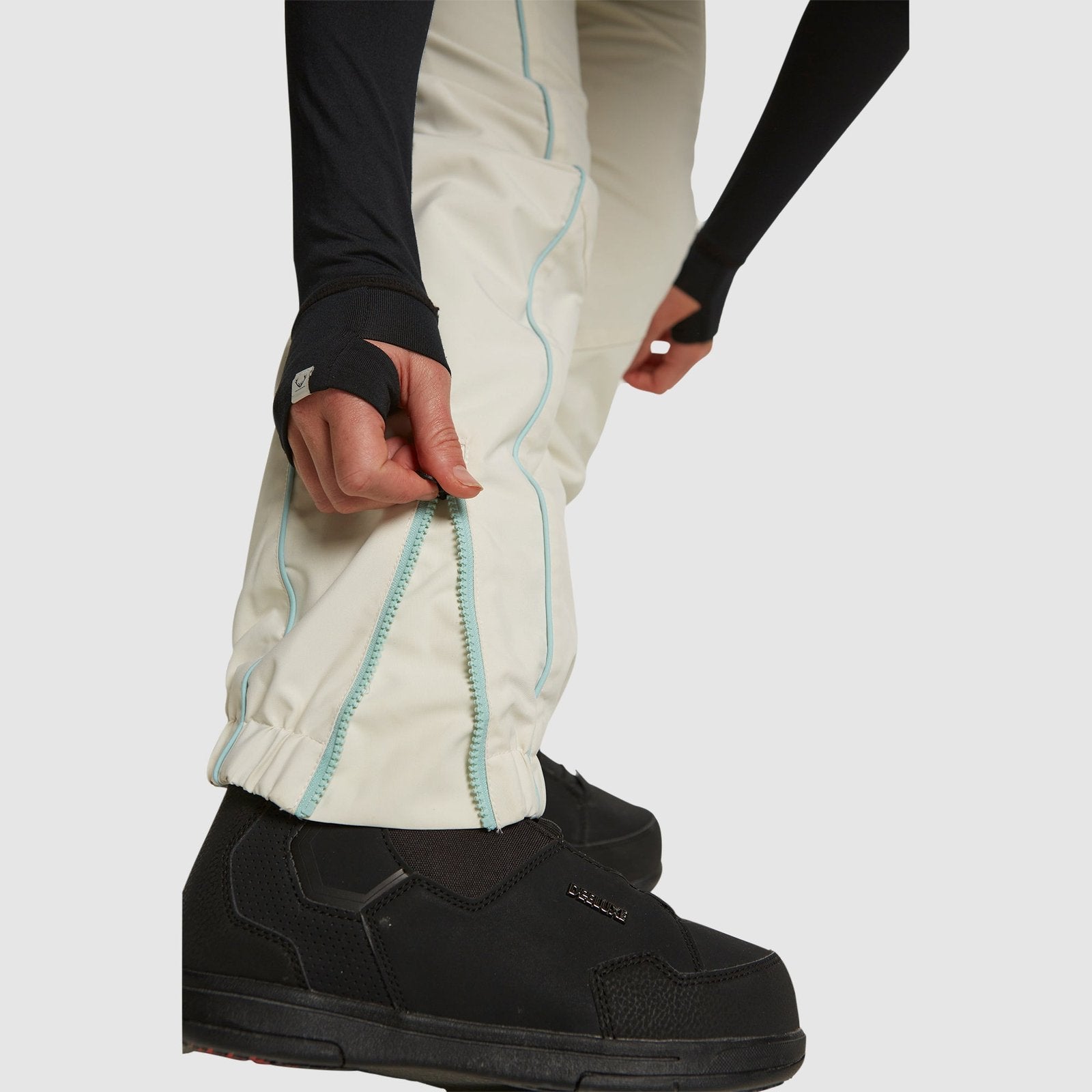 Womens She Ripz Snow Pants Snow White - Image 3
