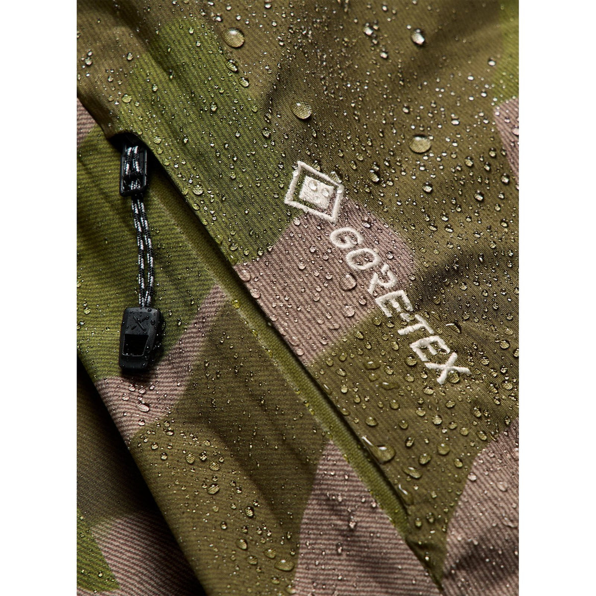 Mens [Ak] Swash Synthetic Insulated Gore-Tex 2L Jacket Keel Camo - Image 42