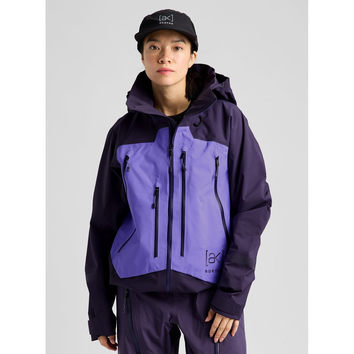 Womens [Ak] Acamar Gore-Tex Pro 3L Jacket Nightshade Purple / Purple Voltage - Image 4