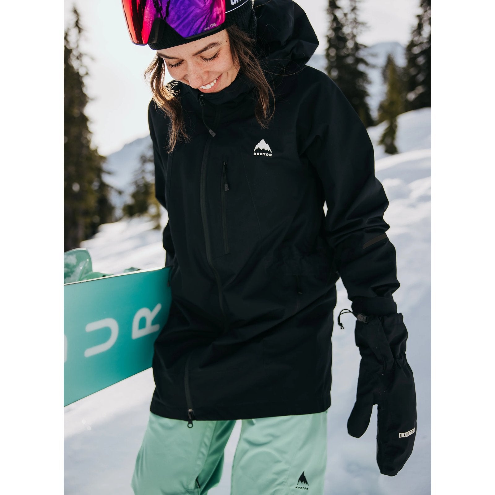 Womens Reserve 2L Jacket True Black - Image 4