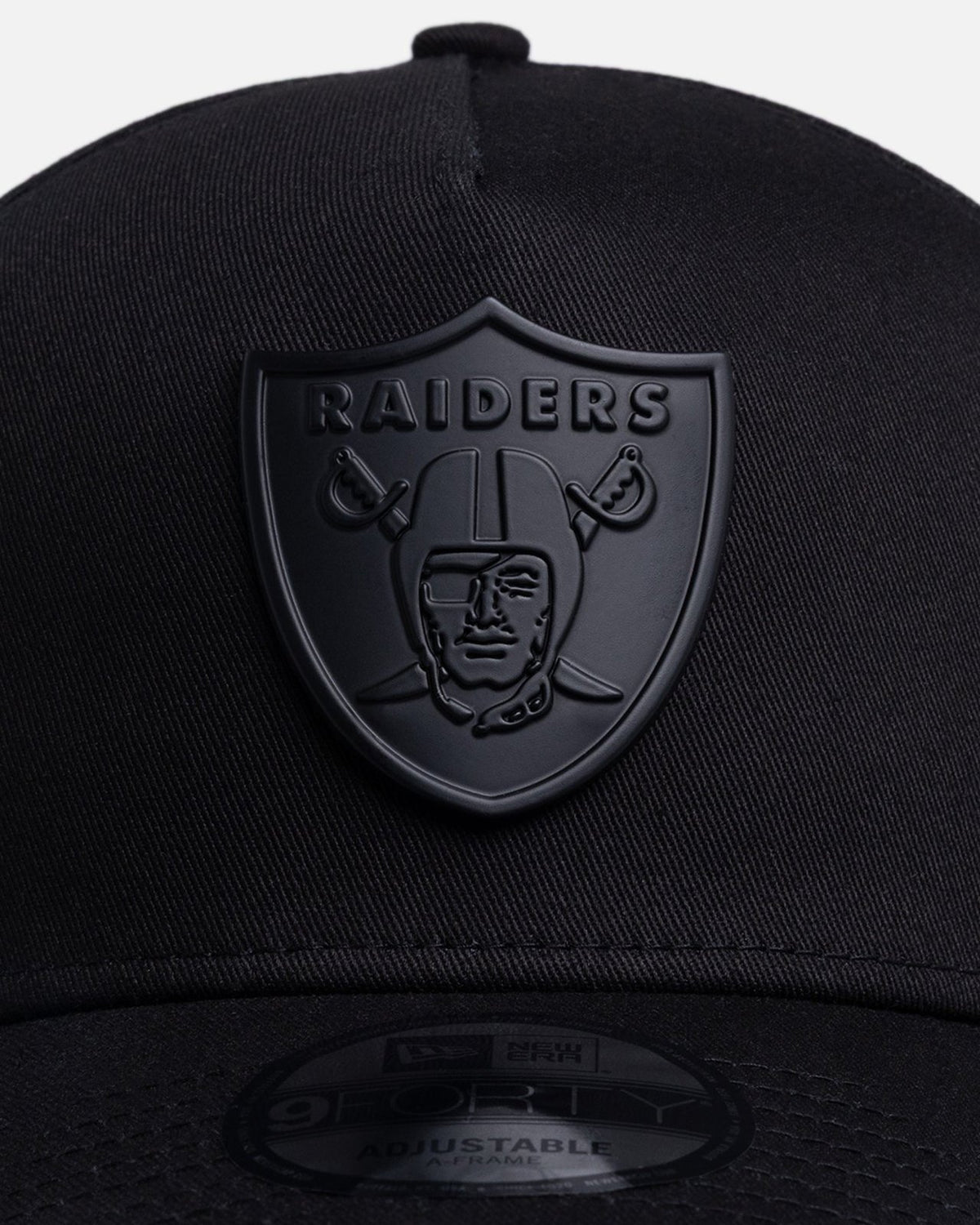 Las Vegas Raiders 9FORTY A-Frame Snapback - Black Metal Badge - Image 5