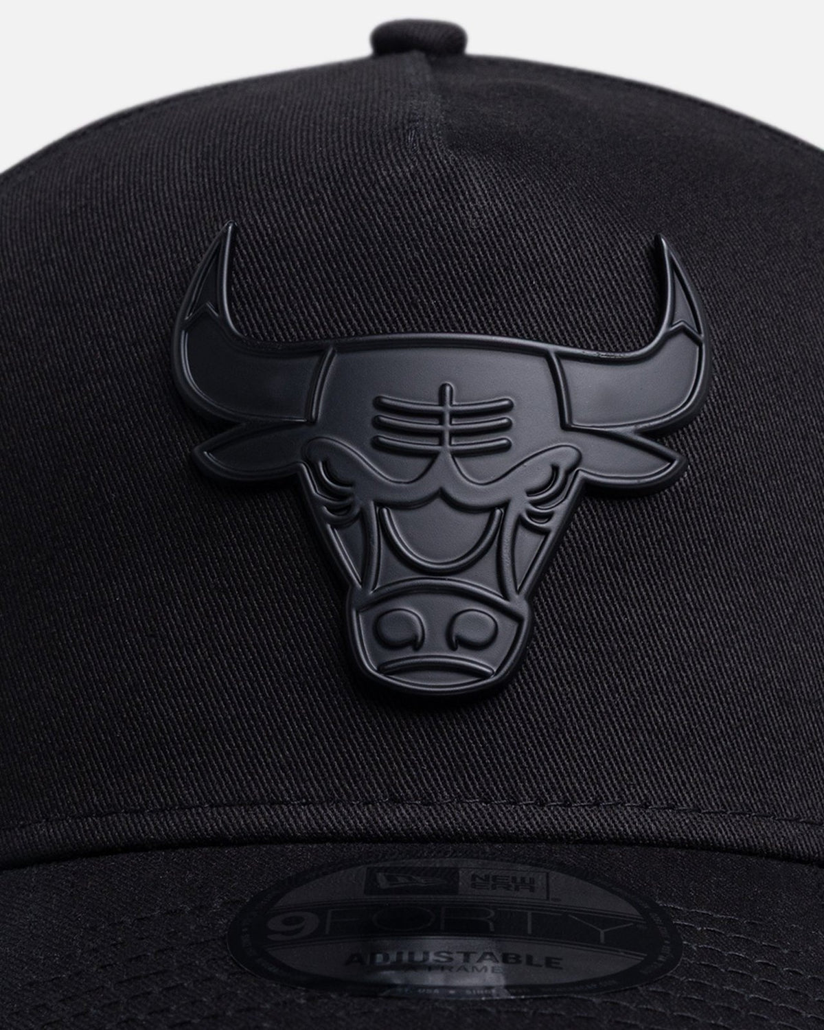 Chicago Bulls 9FORTY A-Frame Snapback - Black Metal Badge - Image 5