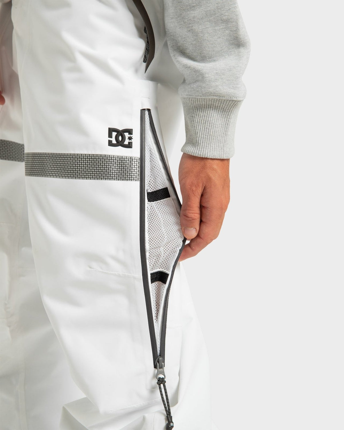 Mens Squadron 30K Snowboard Pants White - Image 5