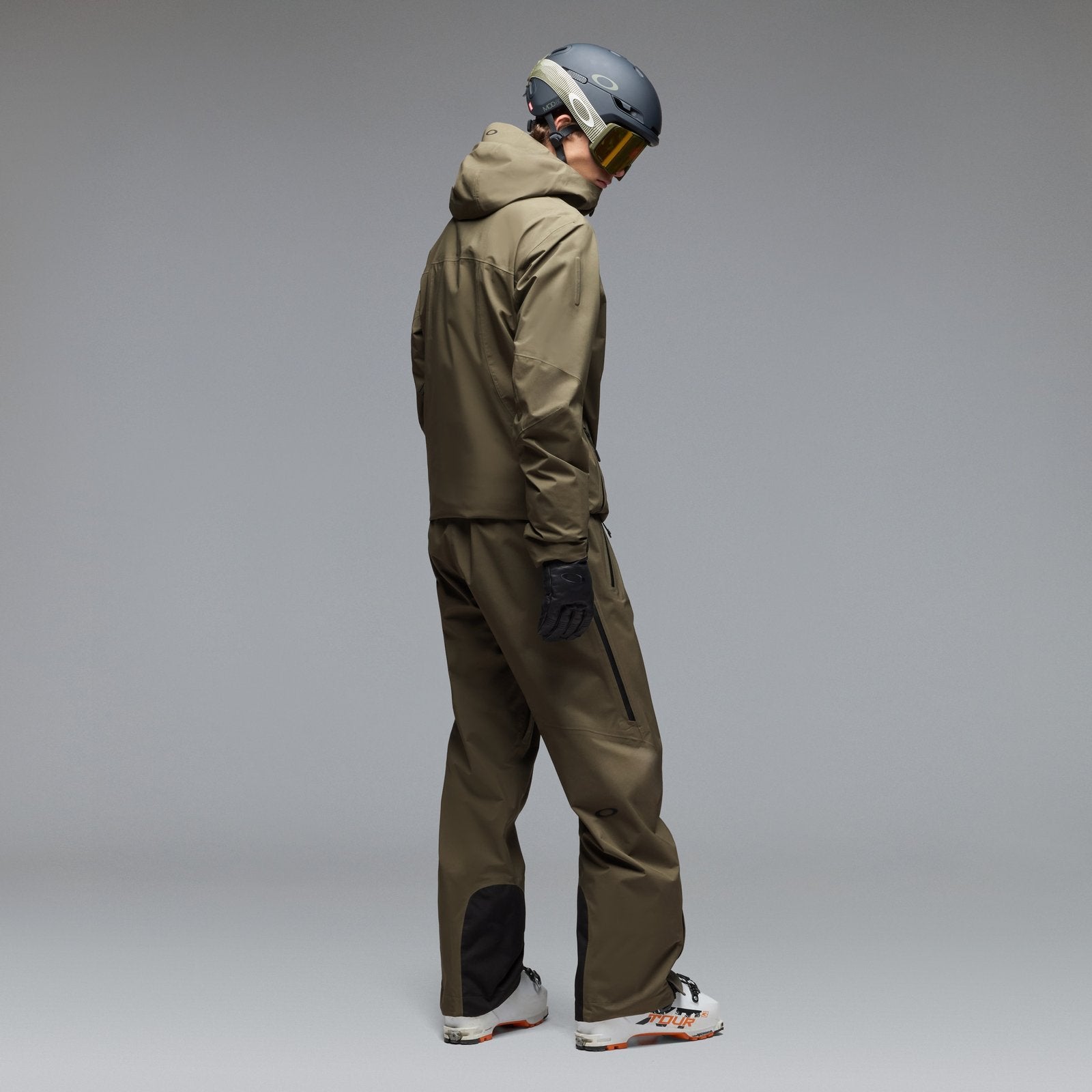 Unbound Gore-Tex 2.0 Shell Snowboard Jacket Deep Olive - Image 7