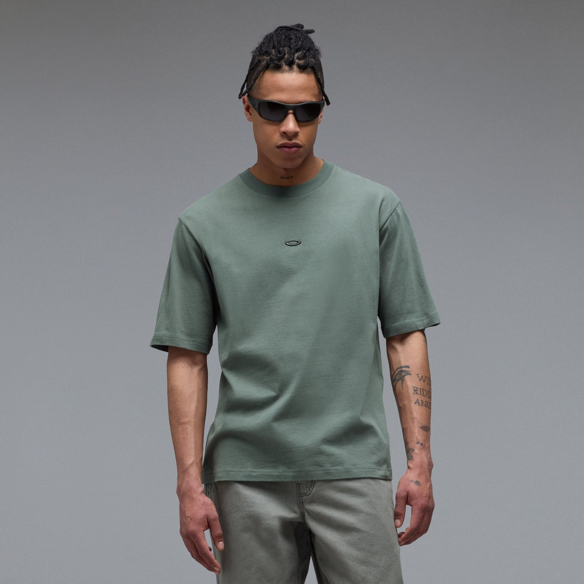 Metal Rise T Shirt Aviator Green - Image 8