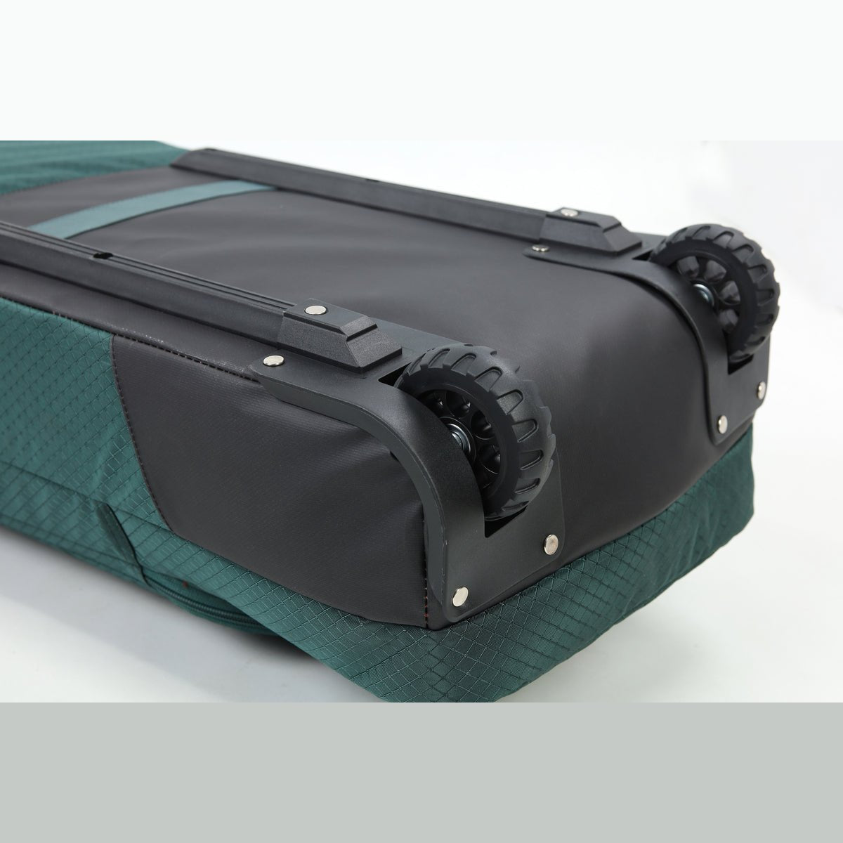 Tracker Wheelie Board Bag Jungle Green - Image 6