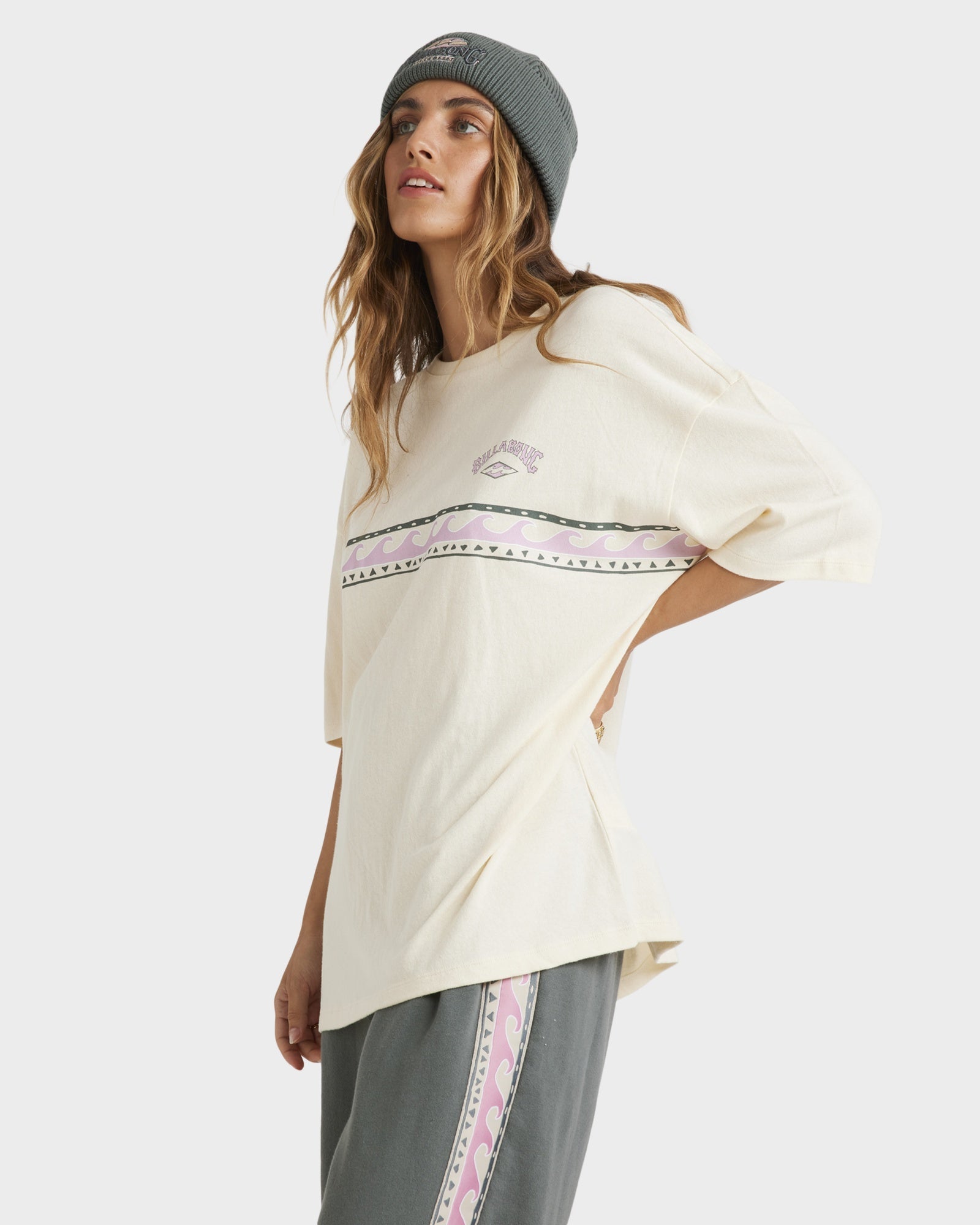 Womens Looking Up T-Shirt White Cap - Image 3