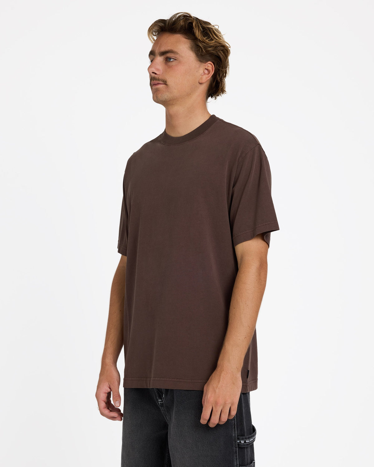 Mens Premium Wave Wash T-Shirt Chocolate - Image 3