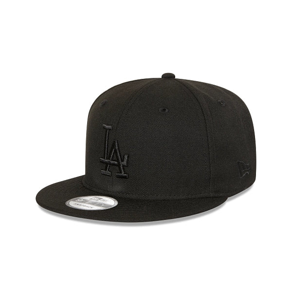 9FIFTY Los Angeles Dodgers MLB Essentials Black on Black Snapback Cap