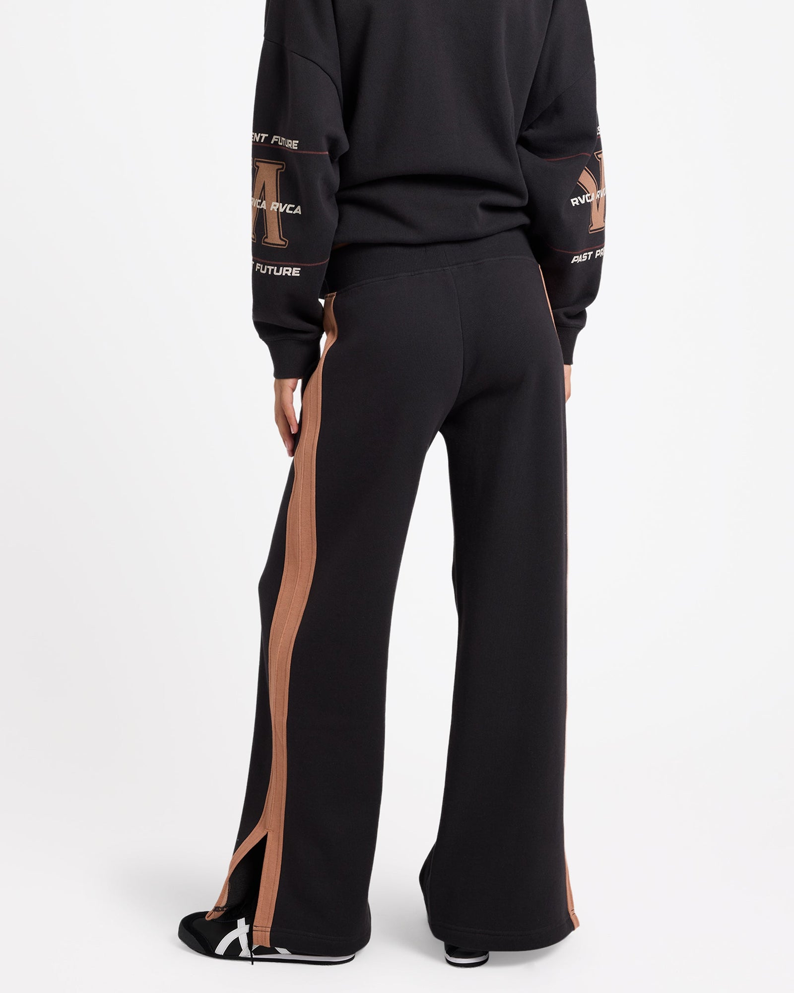 Womens Benchwarmer Casual Pant Washed Black - Image 2