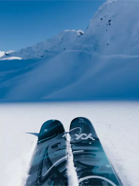 Revolt 104 Skis 2025