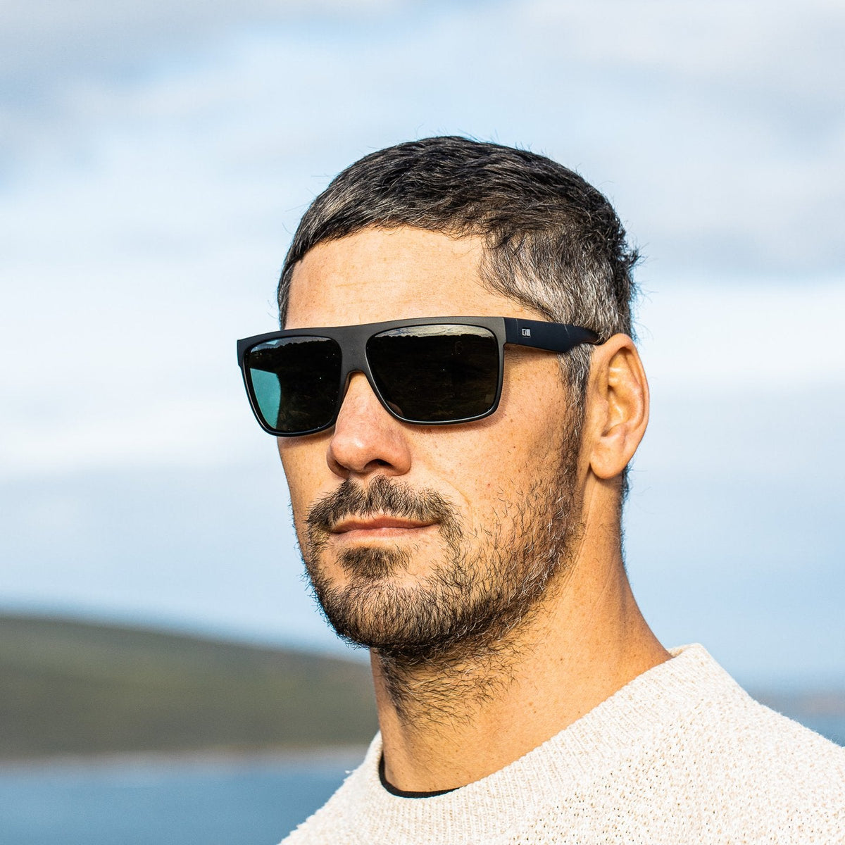 Young Blood Sport - Woodland Matte / Brown / Polarised
