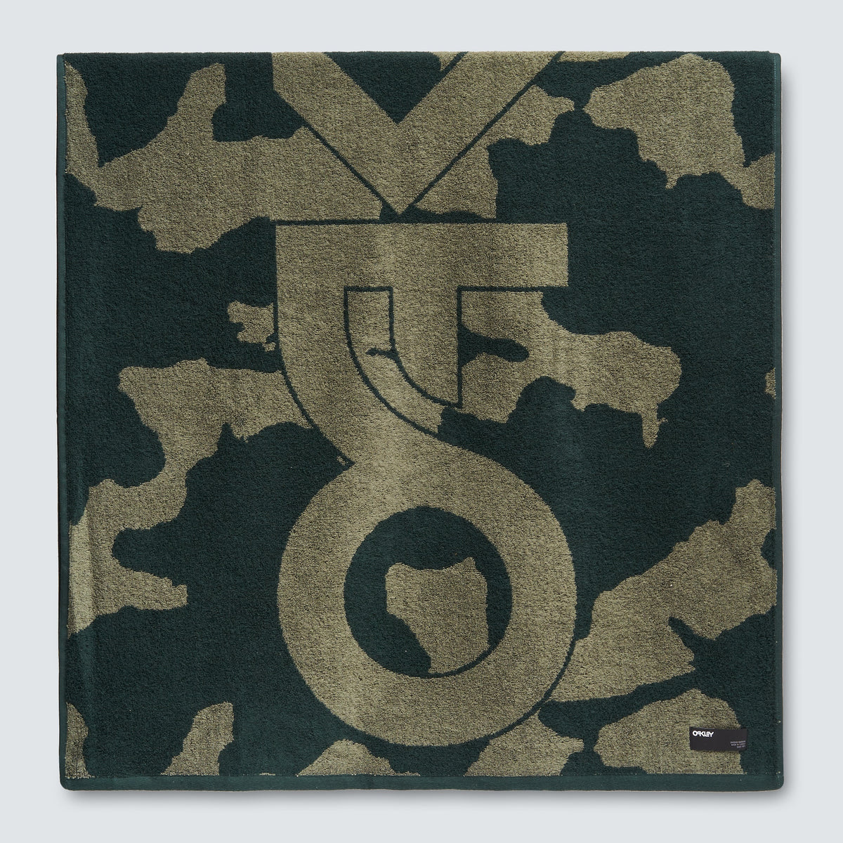 B1B Camo Towel