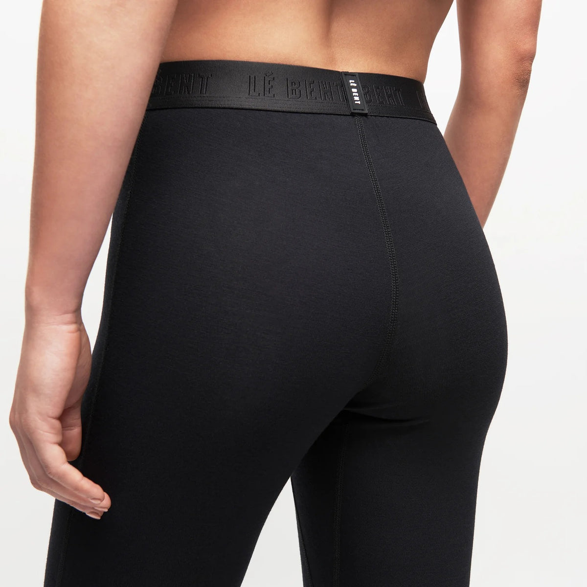 Le Bent Womens Core Lightweight Thermal Bottom Black