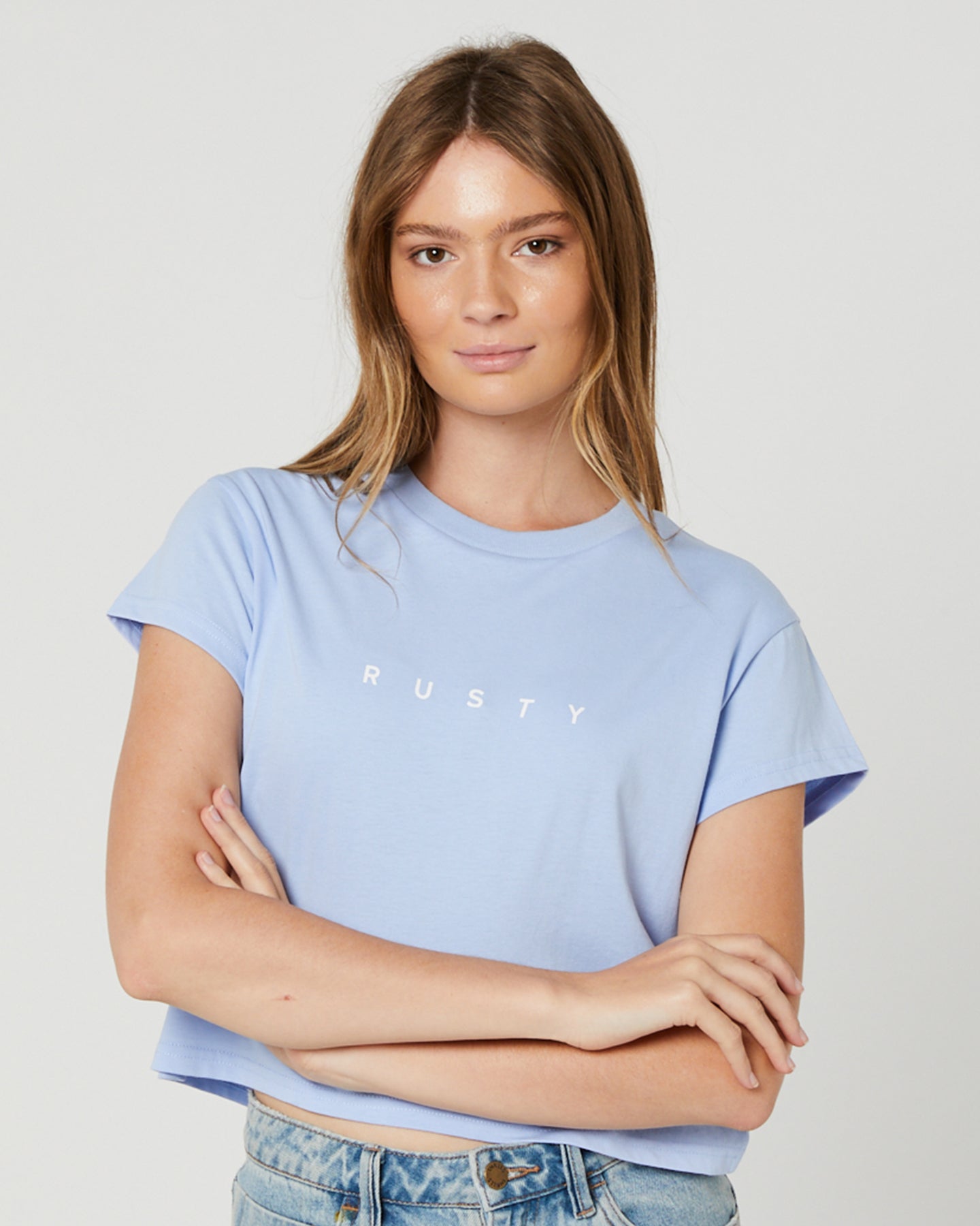 Rusty Essentials Classic Slim Crop Tee Dusty Blue