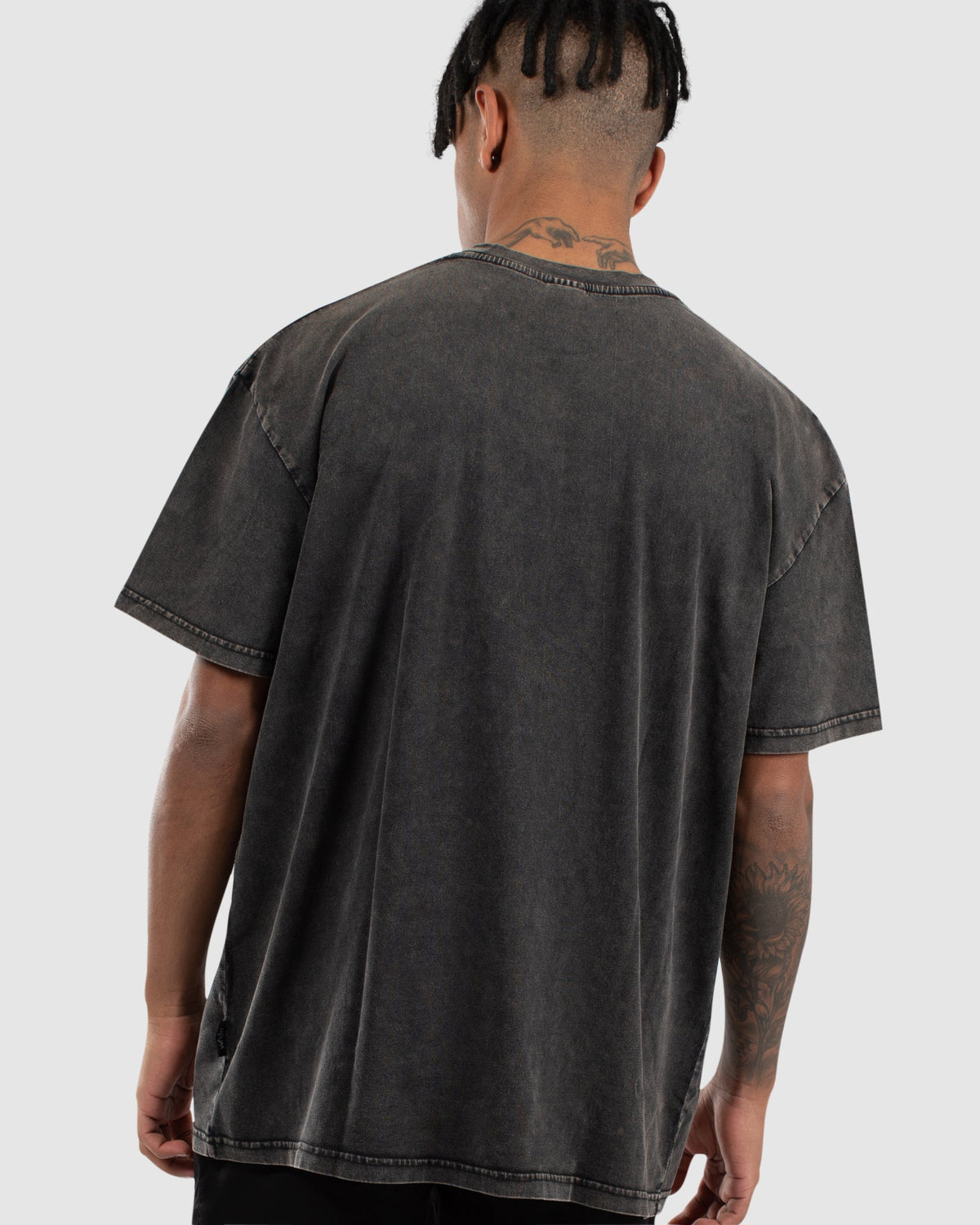 Hoxton Vintage Fit Tee - Washed Black