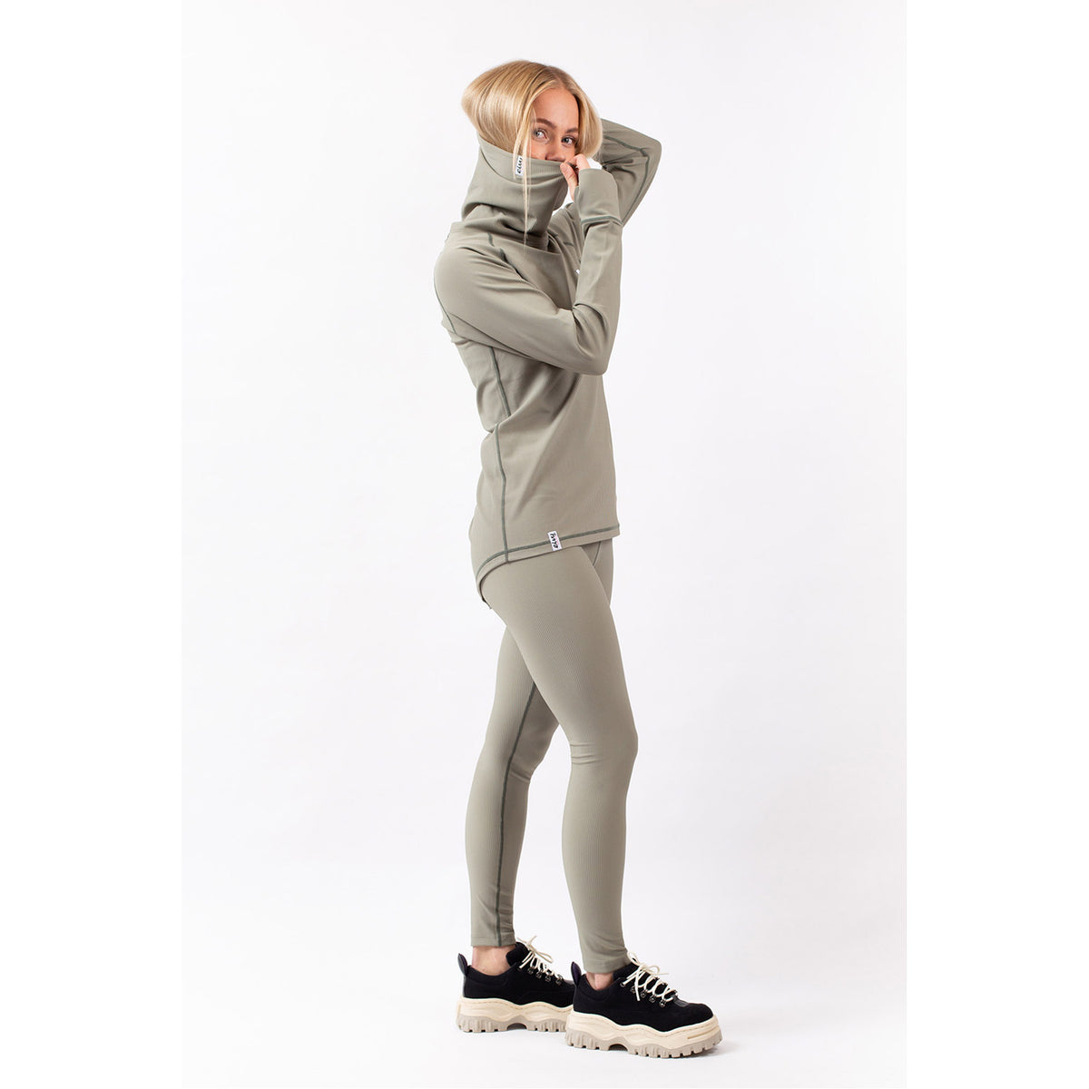 Gaiter Rib Top Base Layer