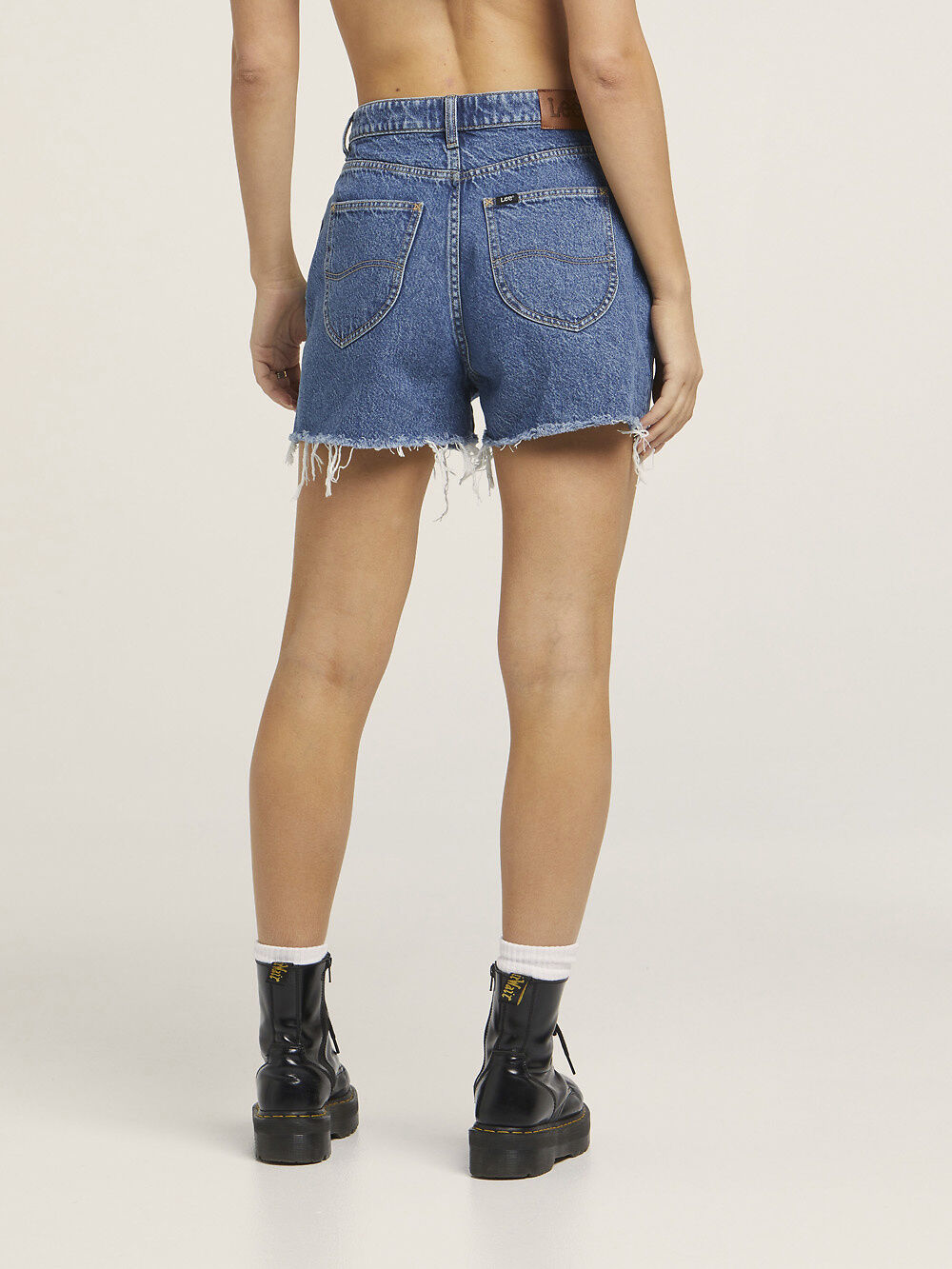 High Relaxed Short