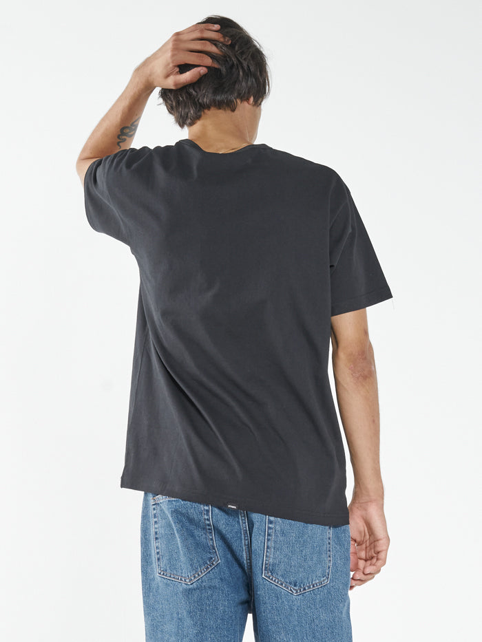 REALIZE BOX FIT TEE
