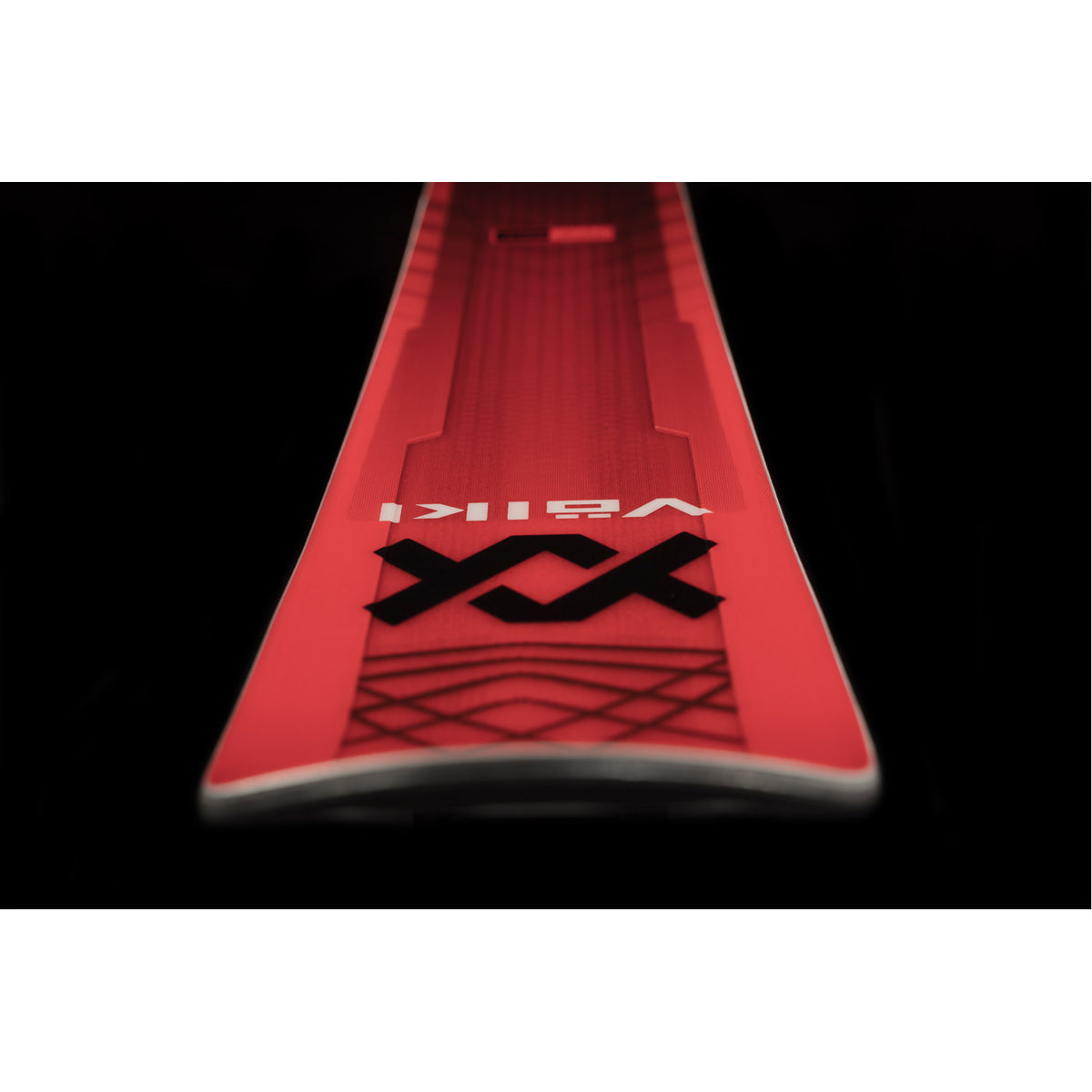 M6 Mantra Ski 2024