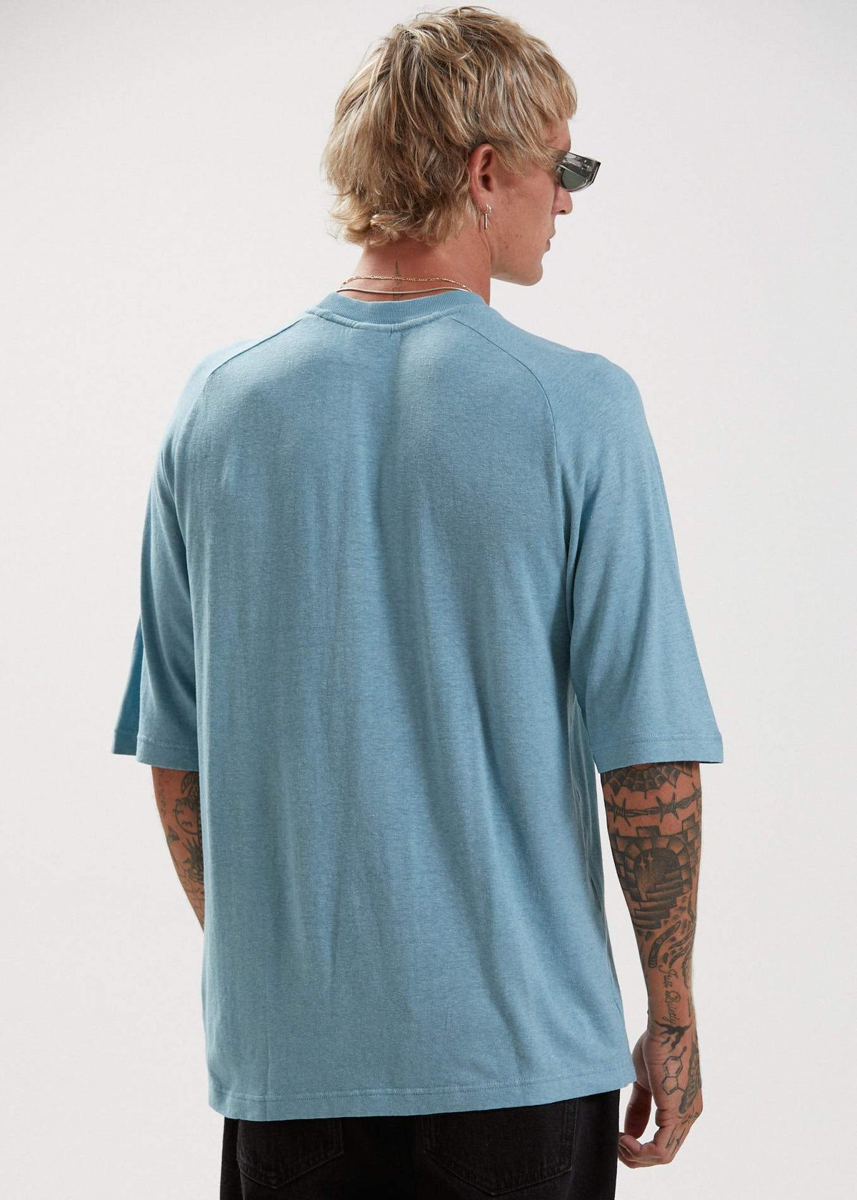 Afends Cadet  - Hemp Raglan T-Shirt - Stone Black Marine