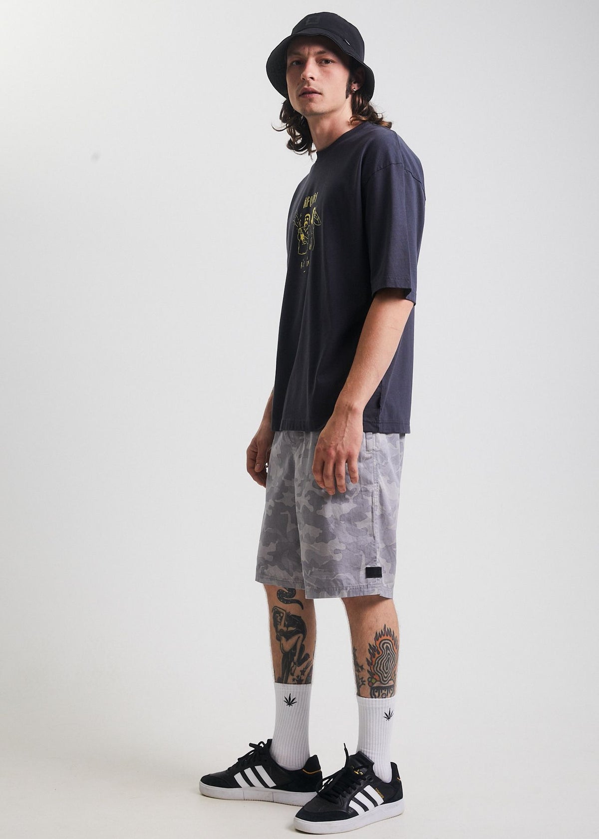 Afends Rip In  - Unisex Recycled Oversized Graphic T-Shirt - Charcoal Charcoal