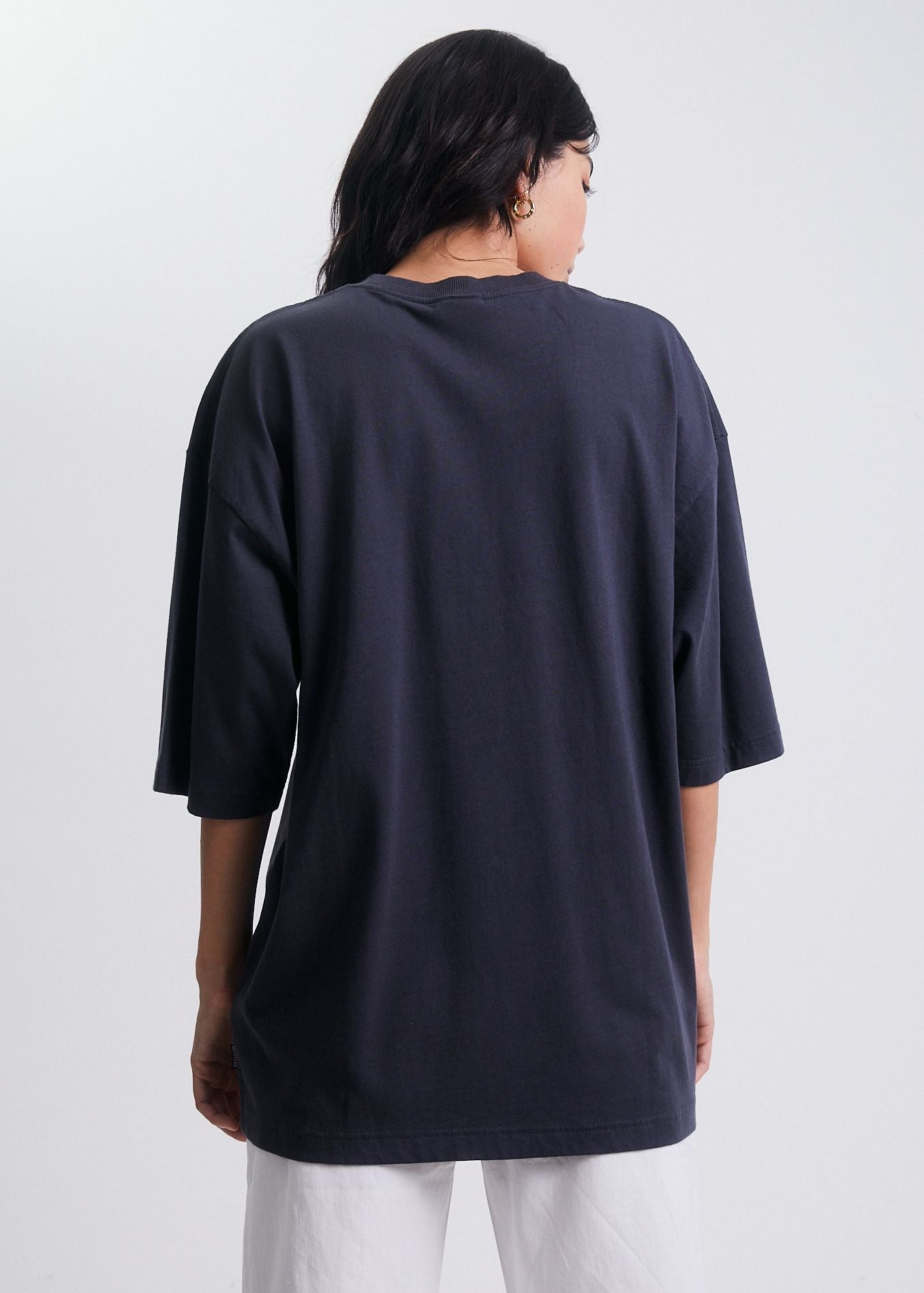 Afends Rip In  - Unisex Recycled Oversized Graphic T-Shirt - Charcoal Charcoal
