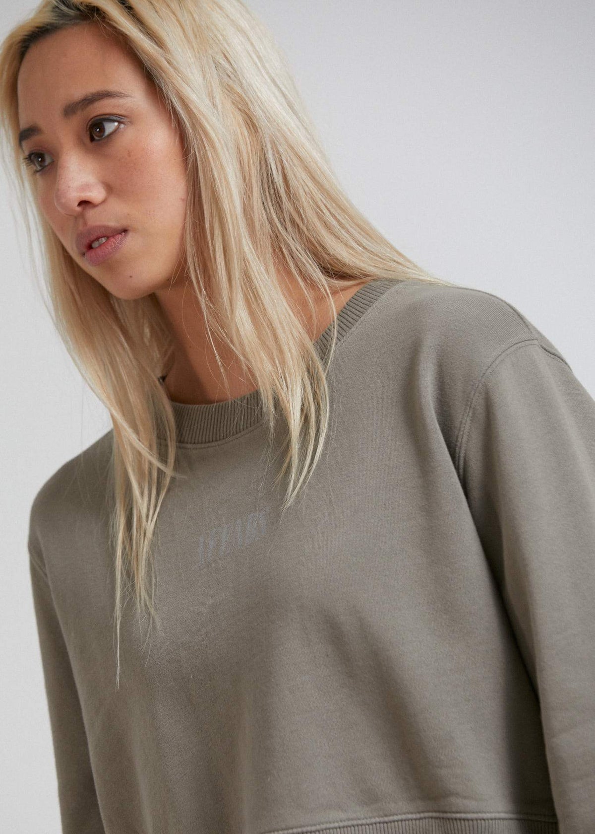 Afends Rise Above  - Crew Neck - Grape Beechwood