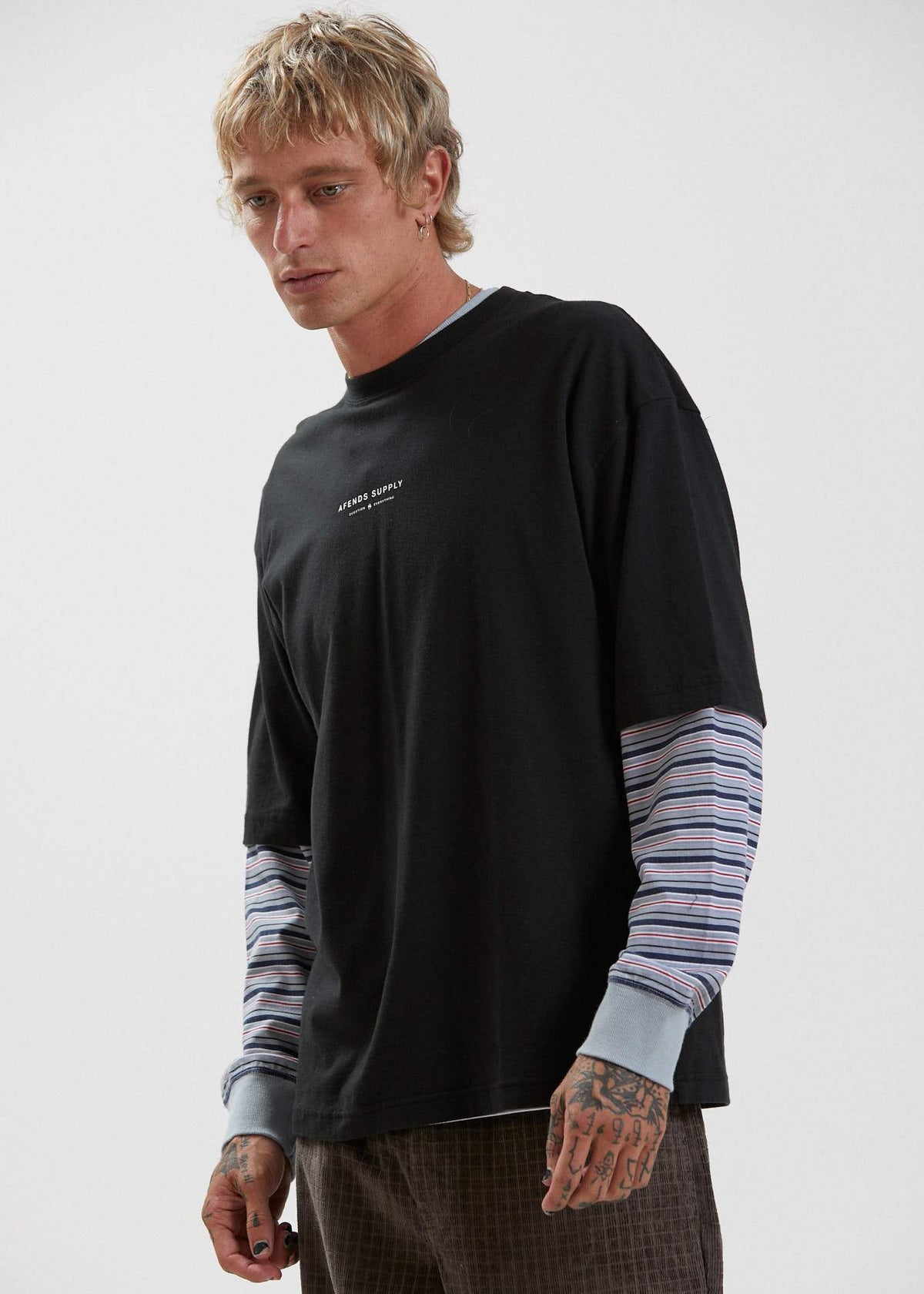 Afends Supply  - Recycled Oversized T-Shirt - Black Black