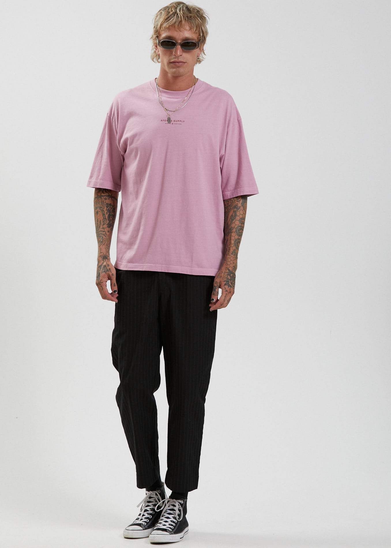 Afends Supply  - Recycled Oversized T-Shirt - Black Smokey pink
