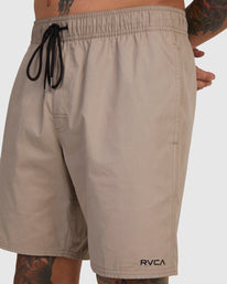 Opposites Elastic 2 Shorts