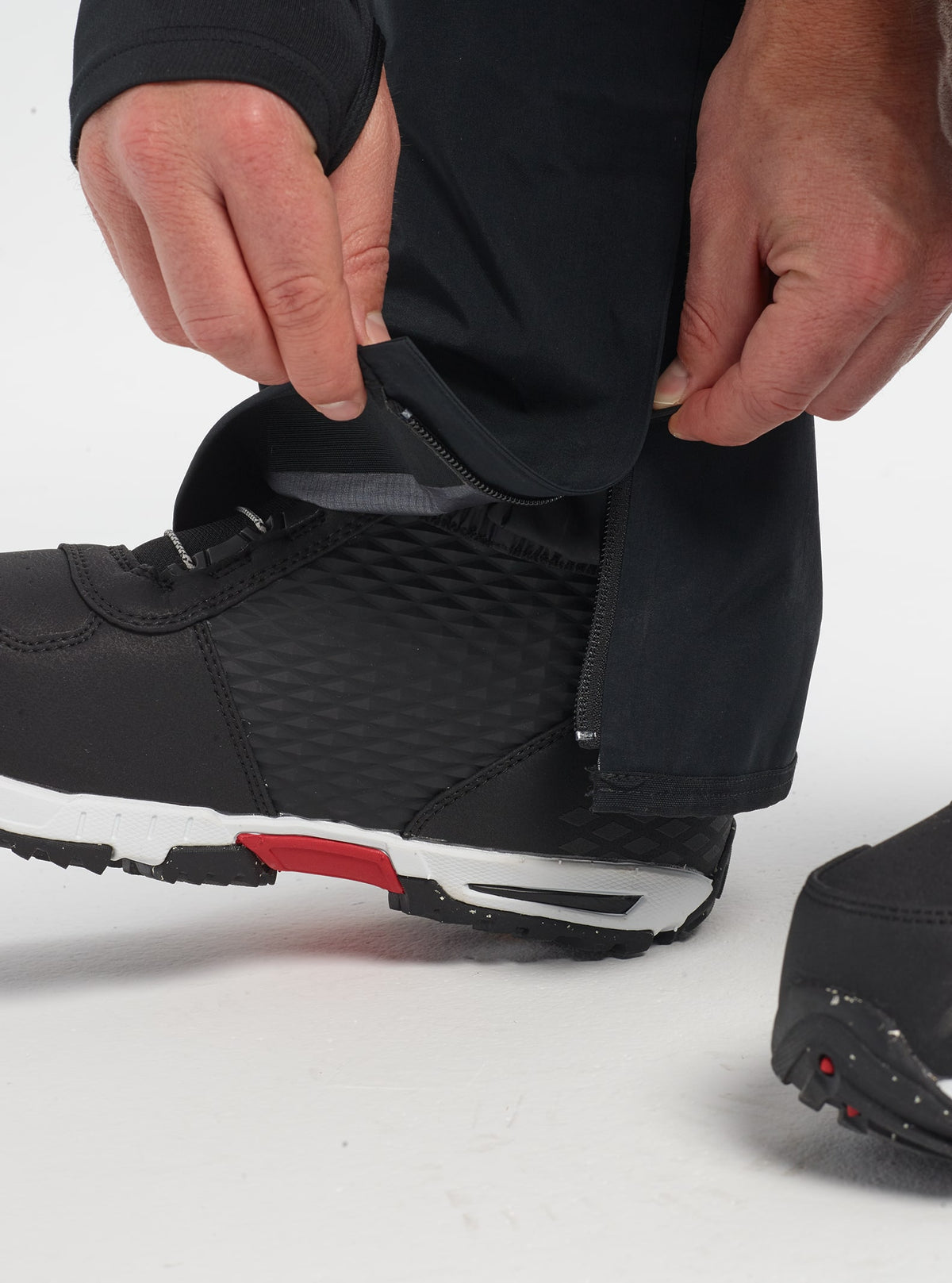 Burton [ak] GORE-TEX 3L PRO Hover Pant 2022 True black