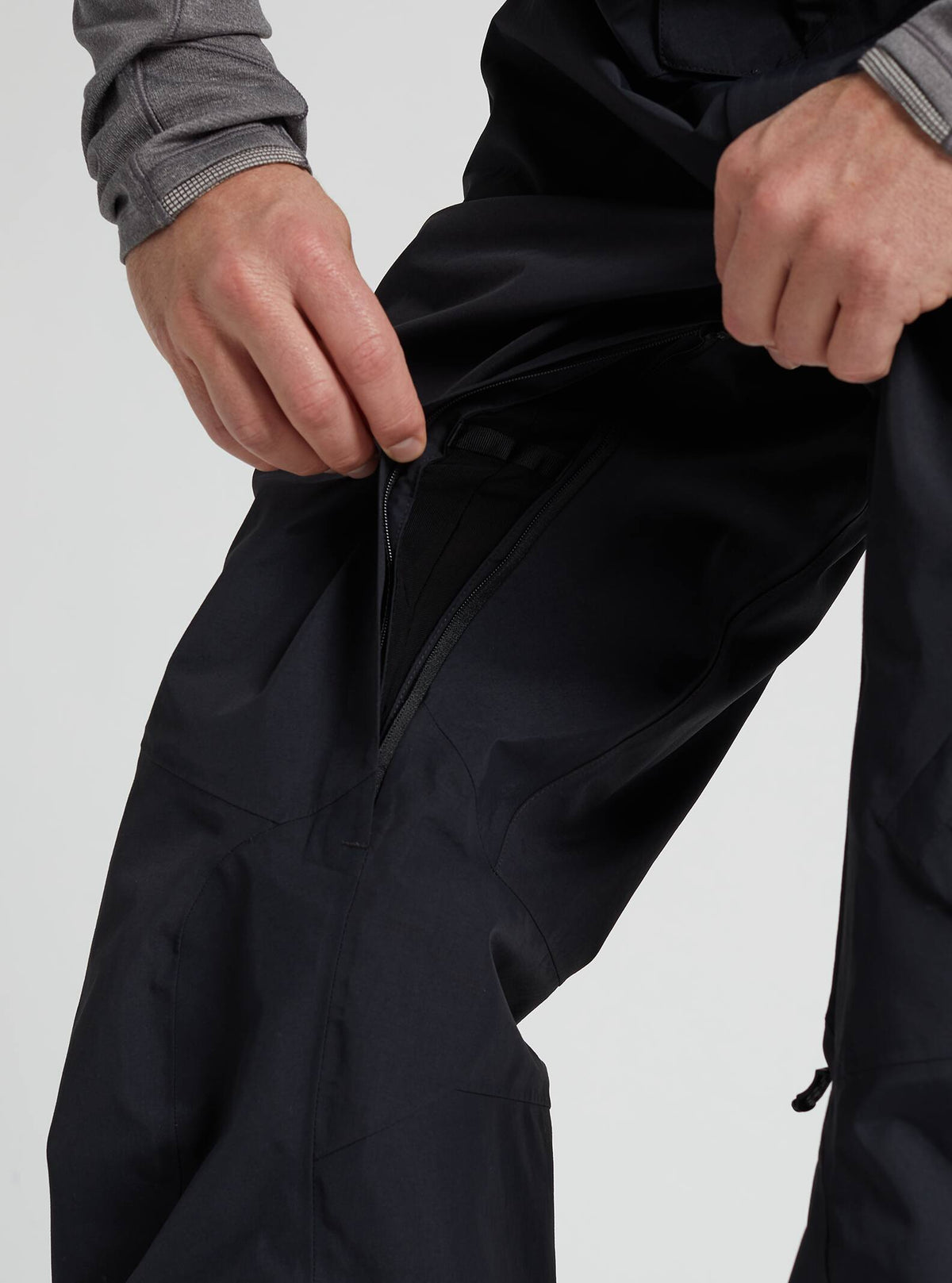 Burton [ak] GORE-TEX Cyclic Bib Pant 2022 True black