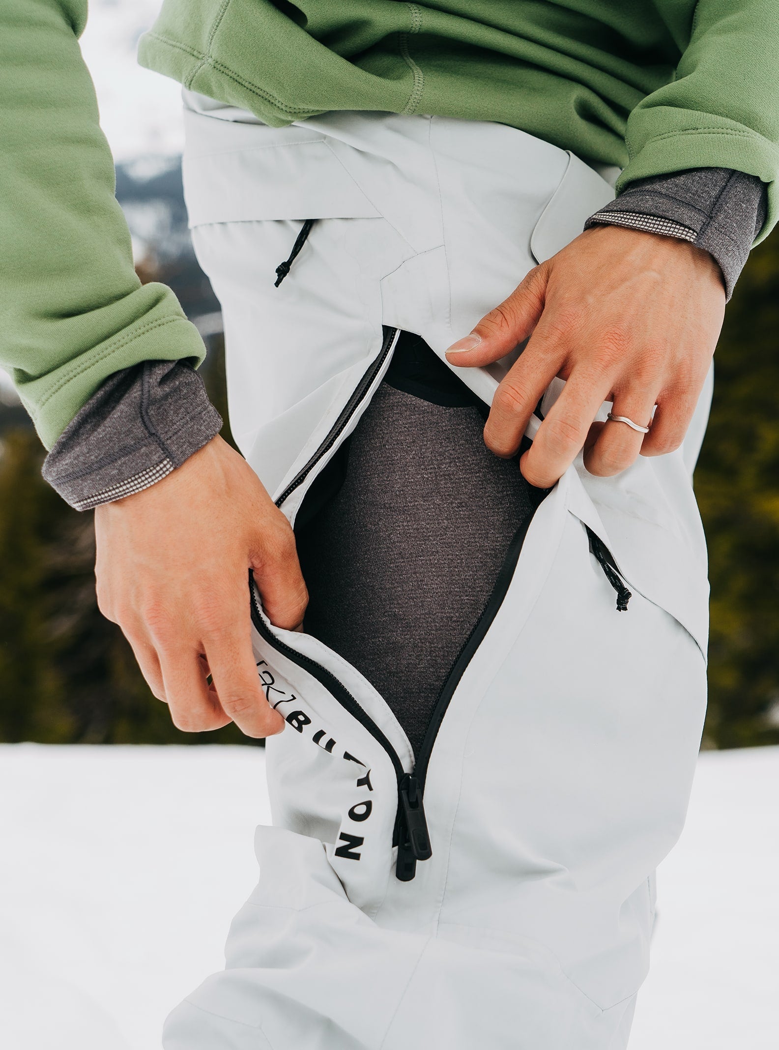 Burton Men's Burton [ak] Swash GORE-TEX 2L Pants Gray Cloud